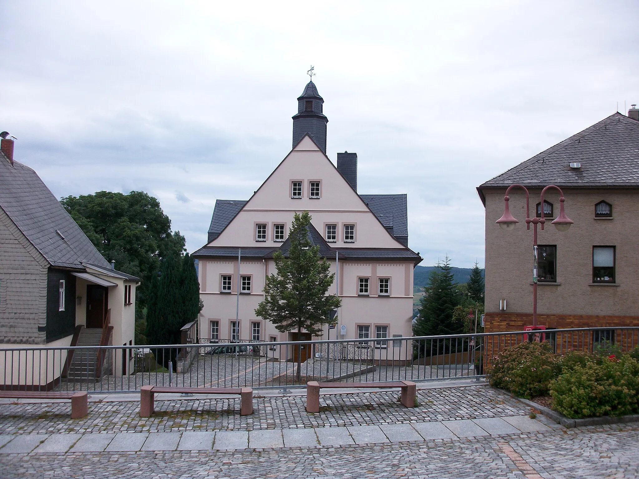 Photo showing: Rathaus Bernsbach