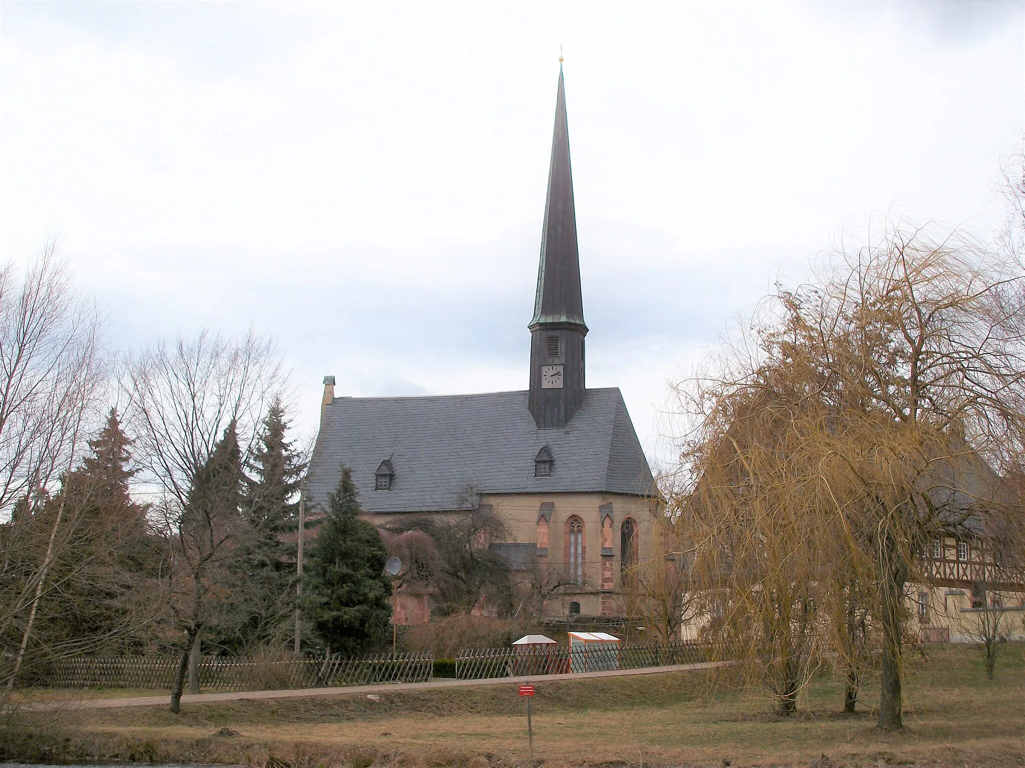 Photo showing: St. Laurentiuskirche Erlau
