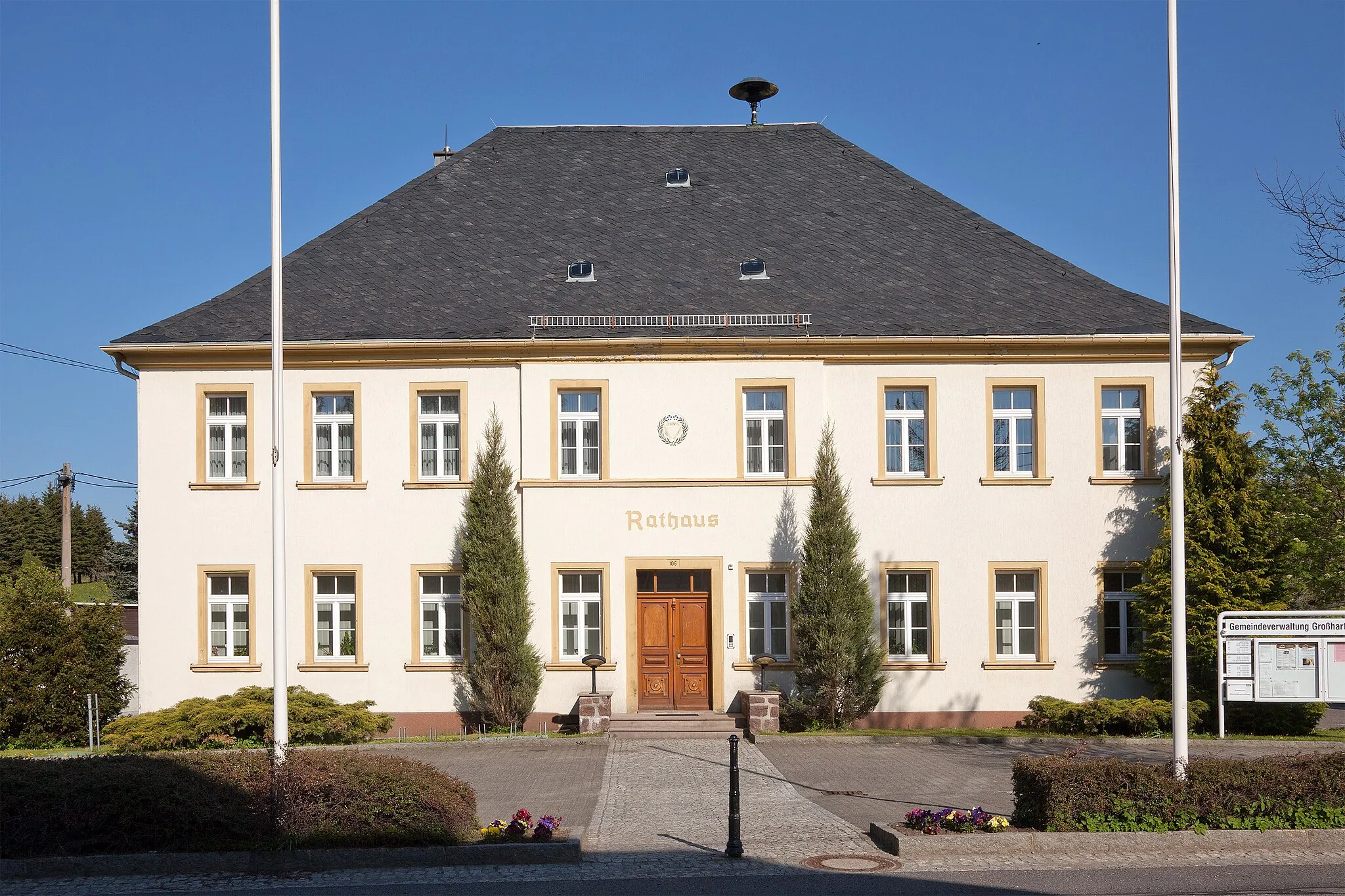 Photo showing: Großhartmannsdorf, Saxony, municipal administration