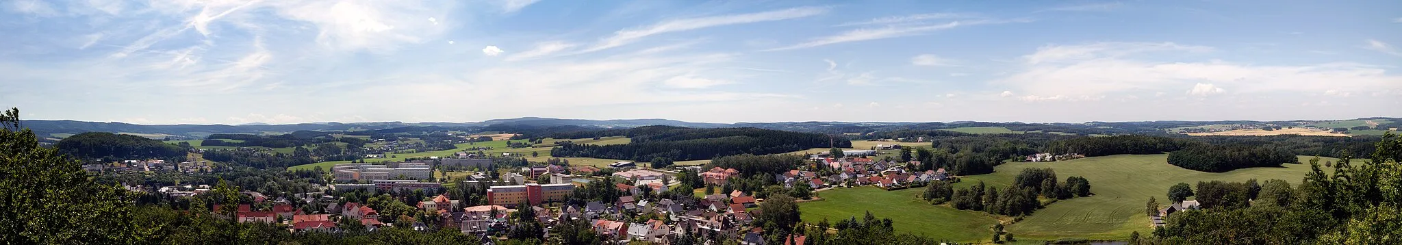 Photo showing: This image shows the town Kirchberg, Germany as seen from the Borberg. It is a five segment panoramic image.
