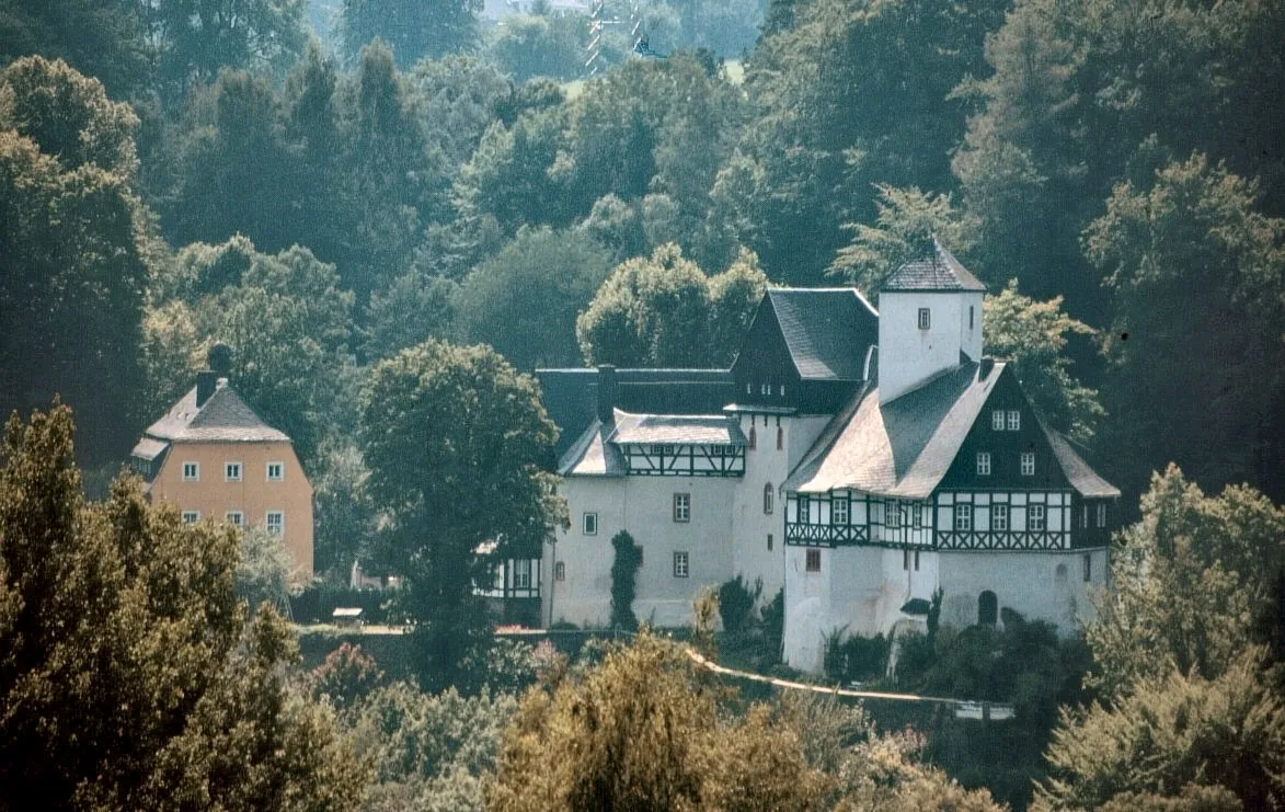 Photo showing: Burg Rauenstein bei Lengefeld, Deutschland