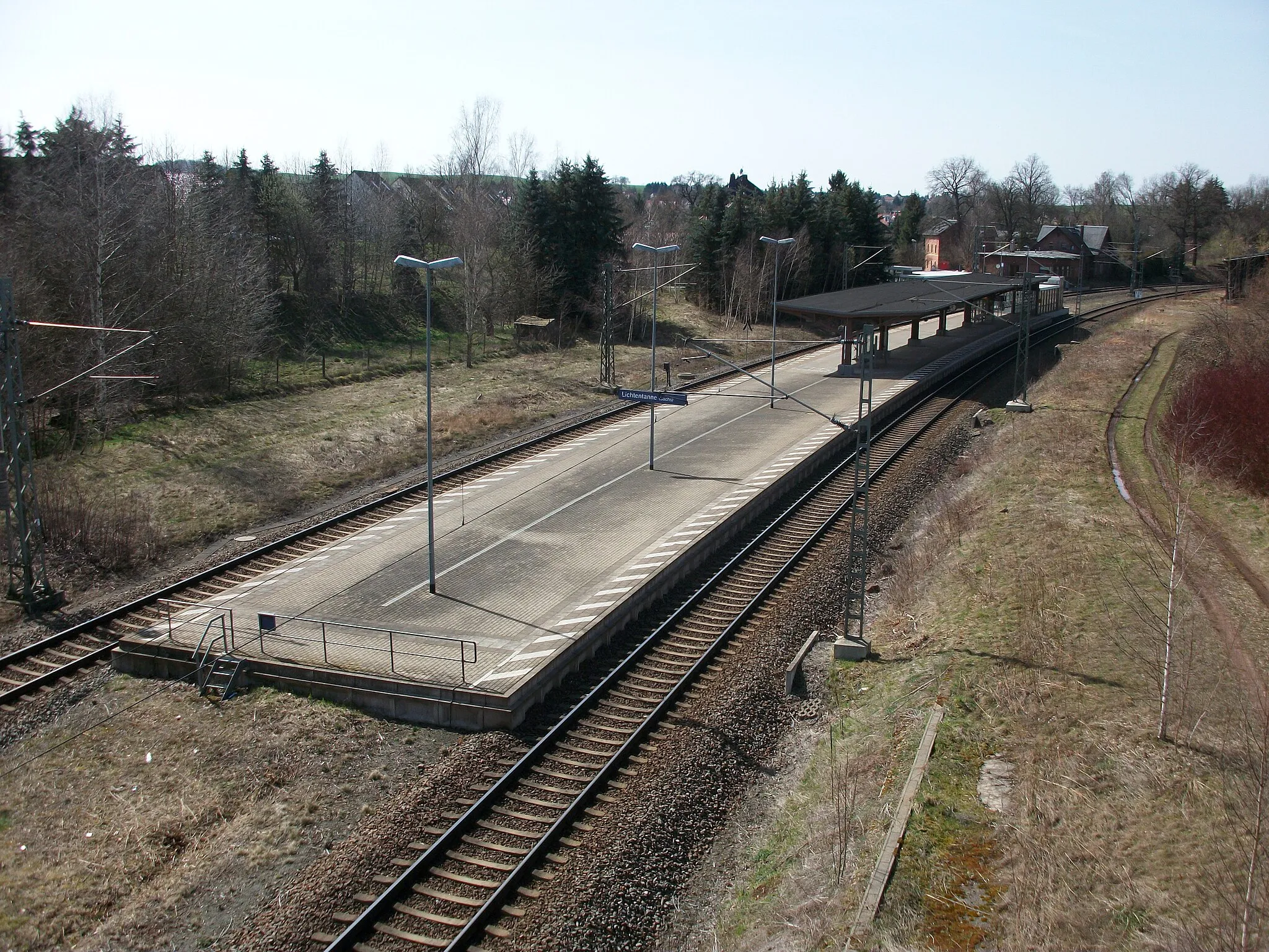 Photo showing: Bahnhof Lichtentanne von oben (2016)