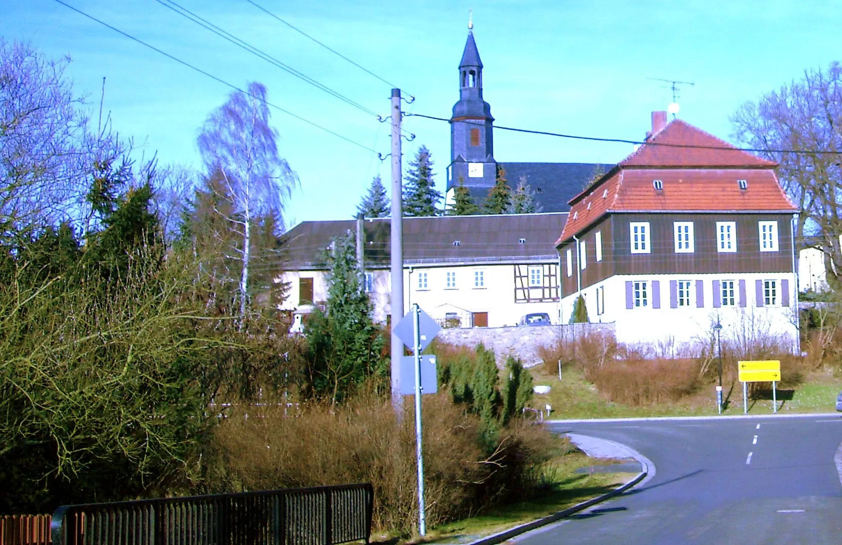 Photo showing: church St. Michaelis with parish and farm buildings in Limbach / Vogtland