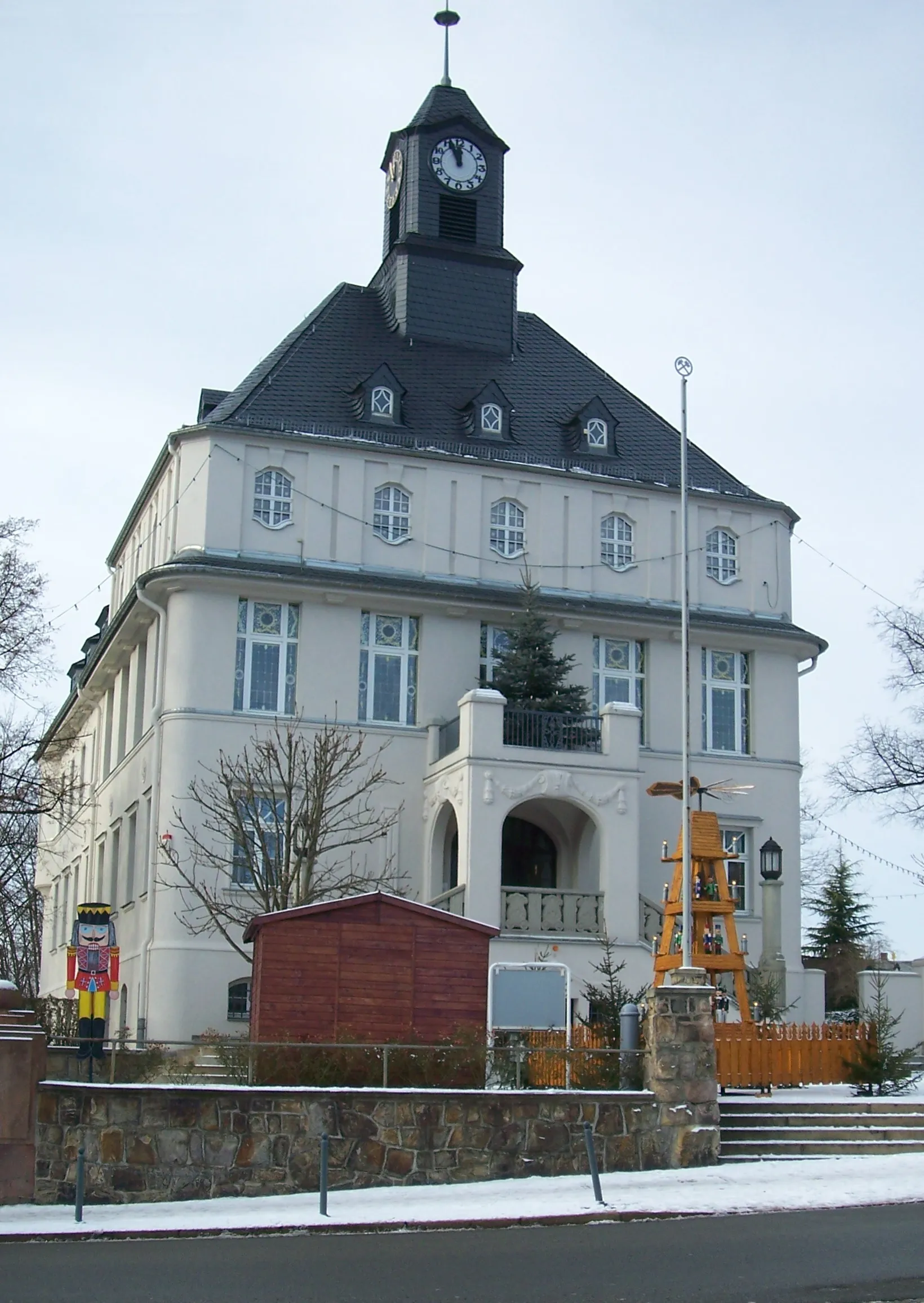 Photo showing: Rathaus von Lugau / Erzgebirge
