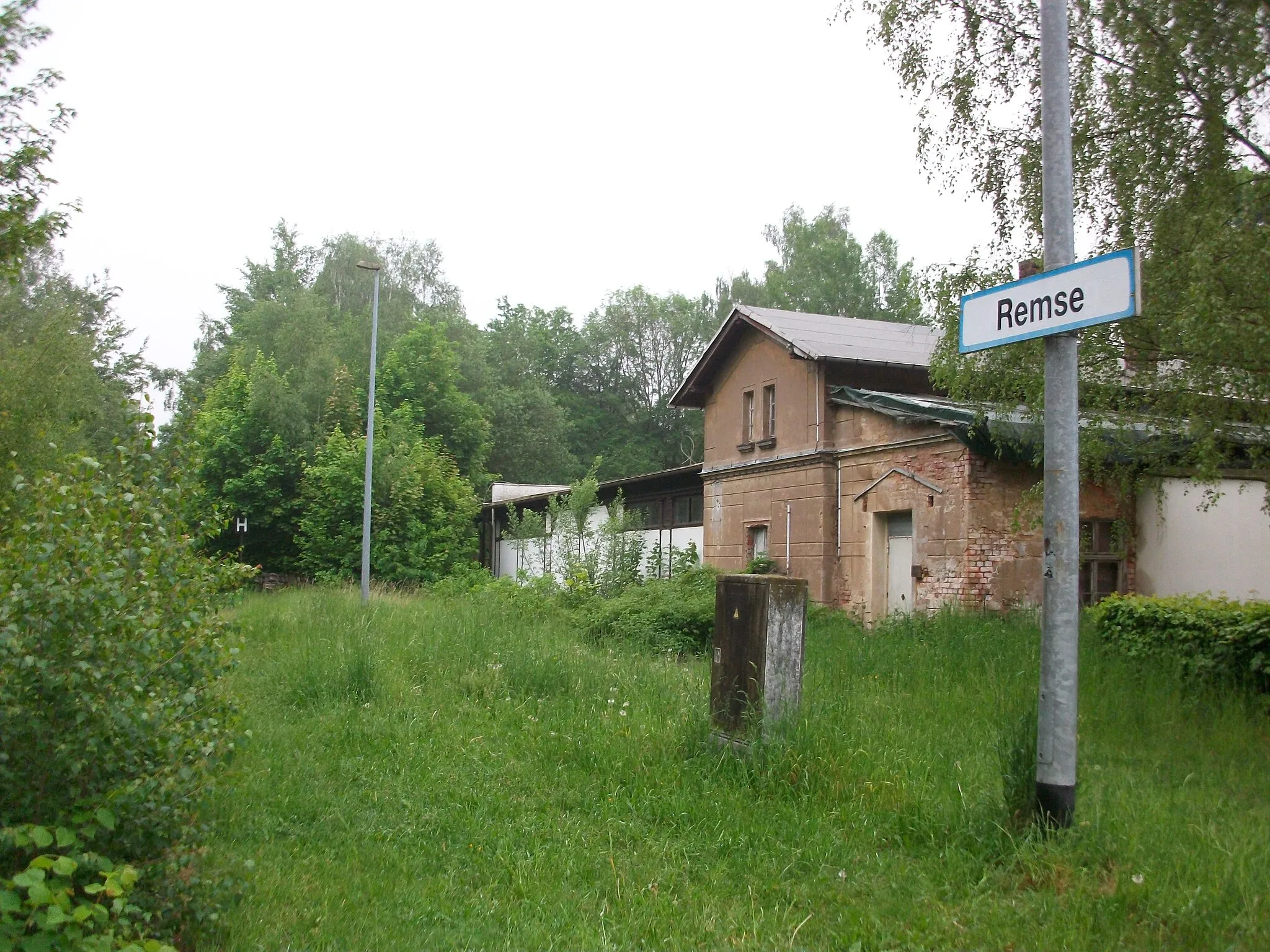 Photo showing: Bahnhof Remse, Bahnsteig (2016)