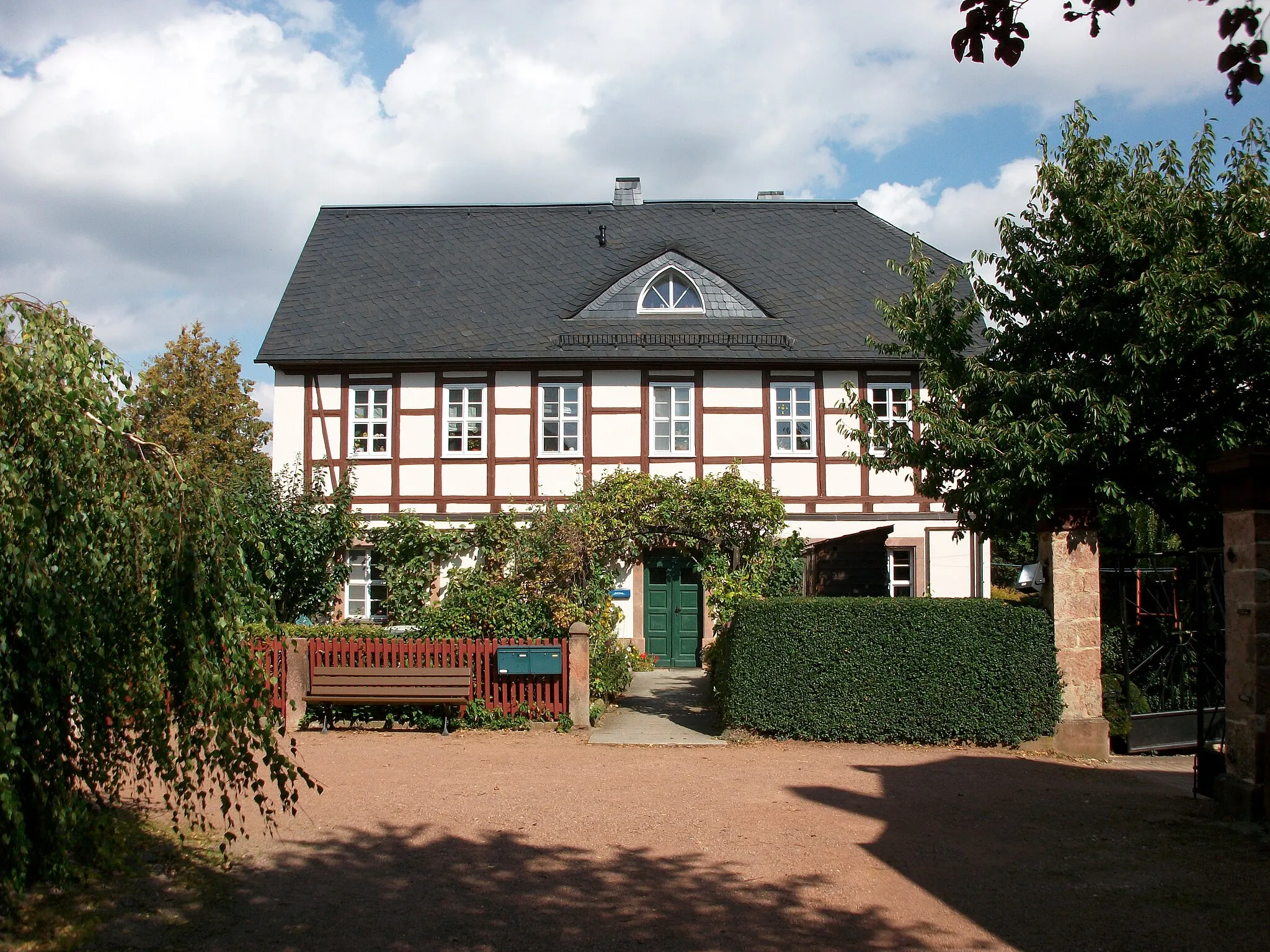 Photo showing: Ehemalige Kirchschule Seelitz