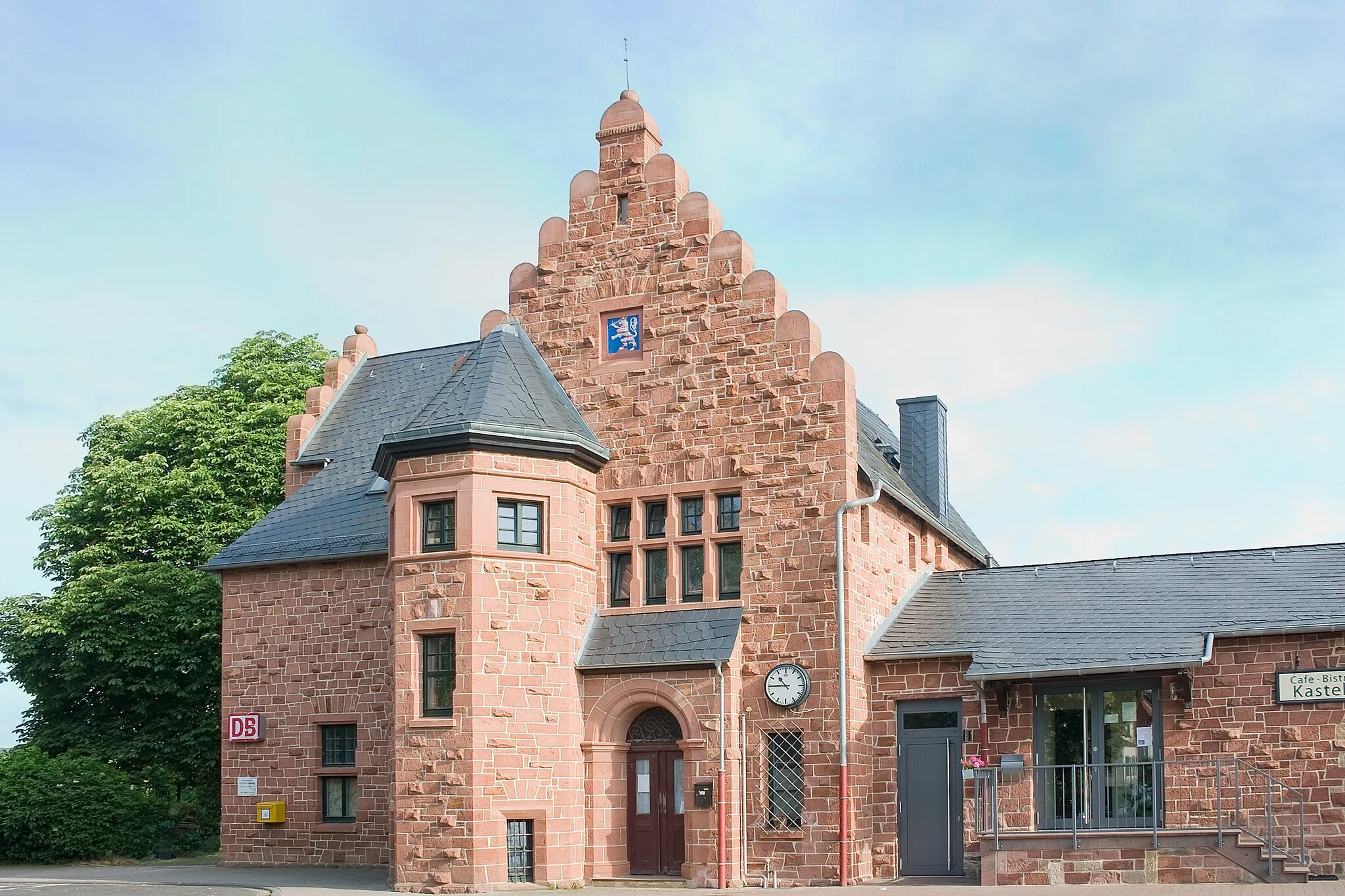 Photo showing: Bahnhof in der Gemeinde Altenstadt, Hessen, in Deutschland.