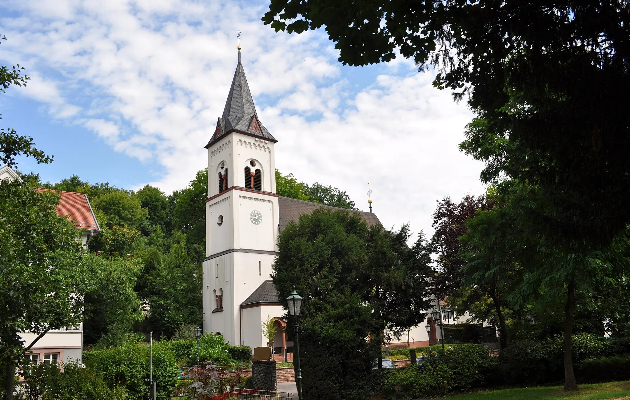 Photo showing: Evangelische Kirche in Bad Soden