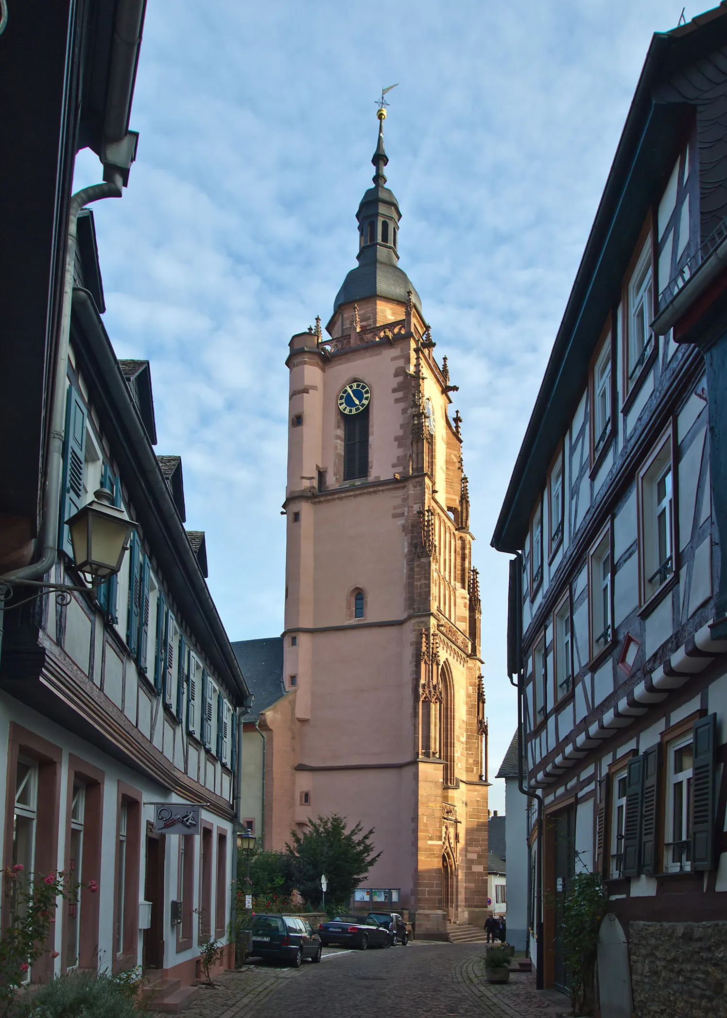 Photo showing: St. Peter and Paul parish church from the 14th century in Eltville at Rhine, Germany.