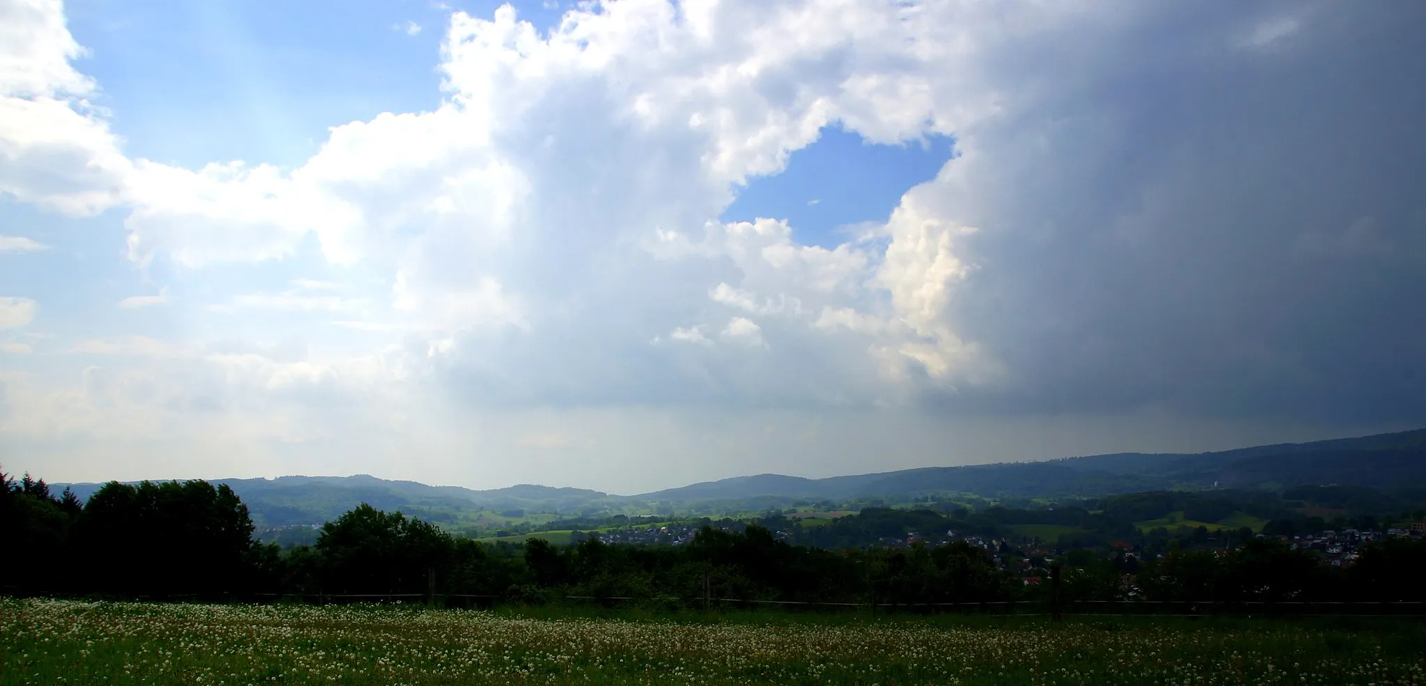 Photo showing: Weschnitztal von einer Anhöhe bei Fürth Steinbach