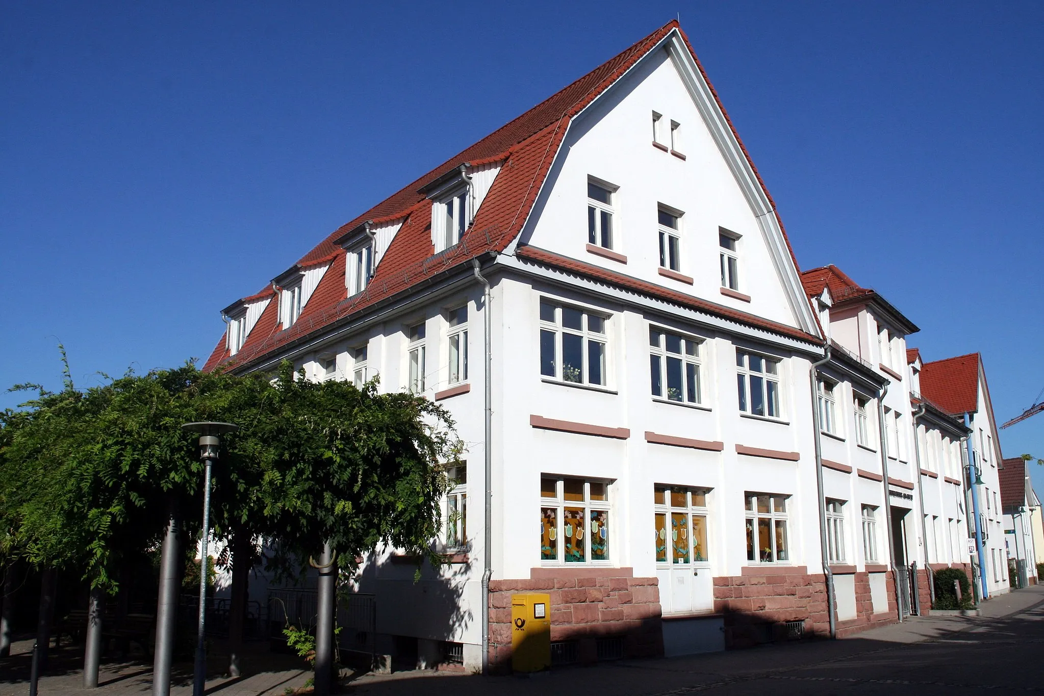 Photo showing: Bürgerhaus am Kreuz in Griesheim