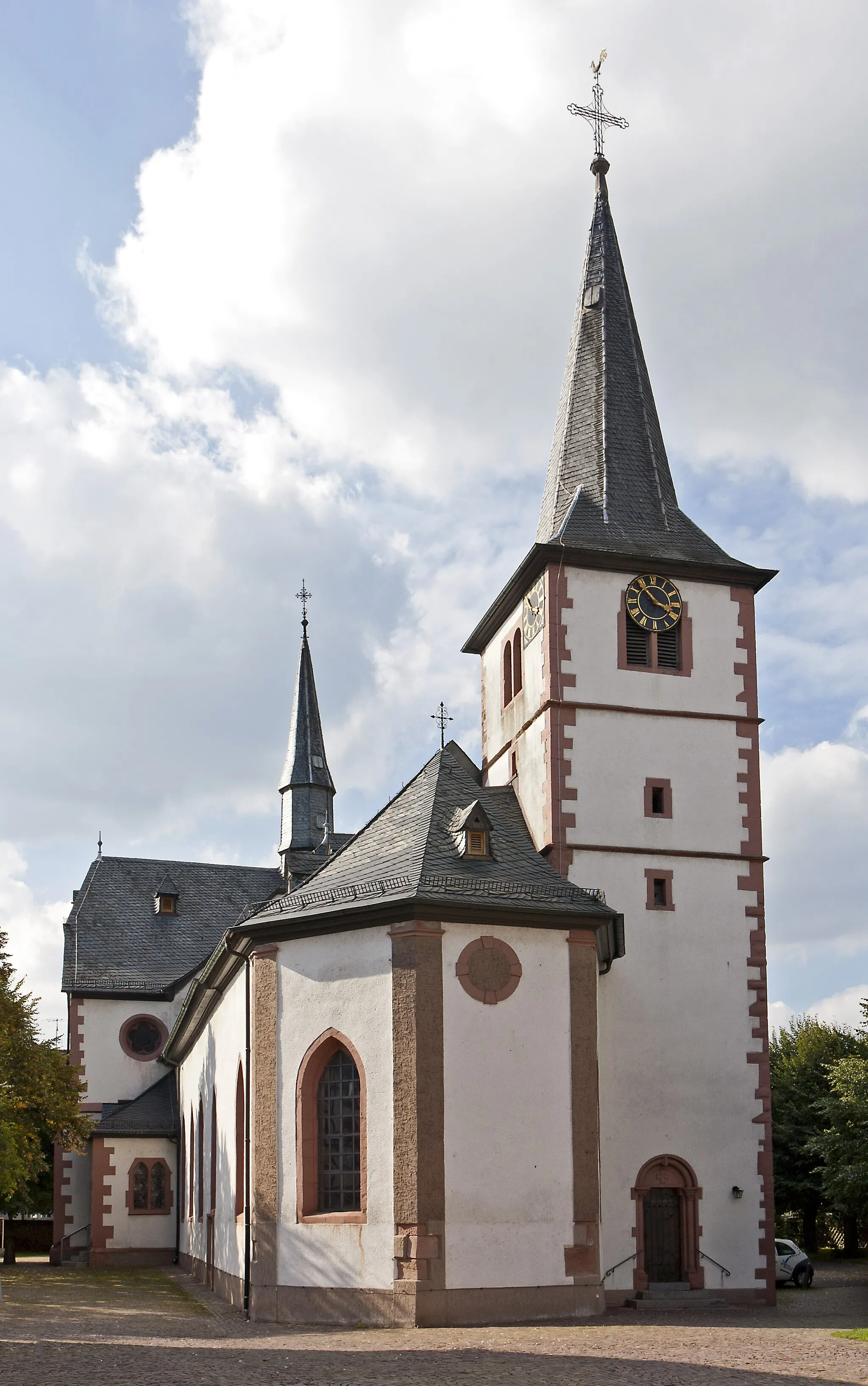Photo showing: Mörlenbach, Katholische Pfarrkirche St. Bartholomäus