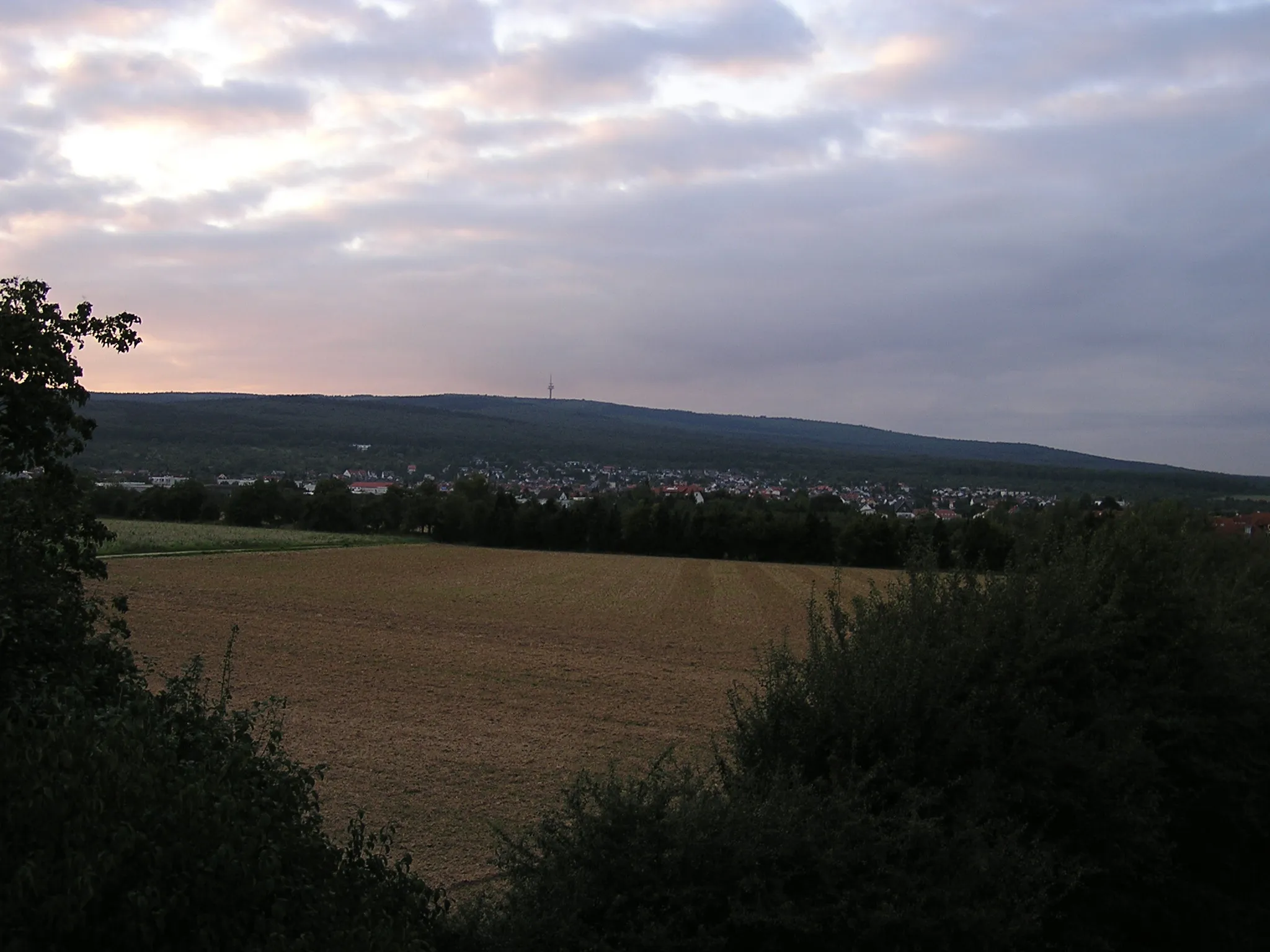 Photo showing: Rosbach vor der Höhe, the Winterstein in the background