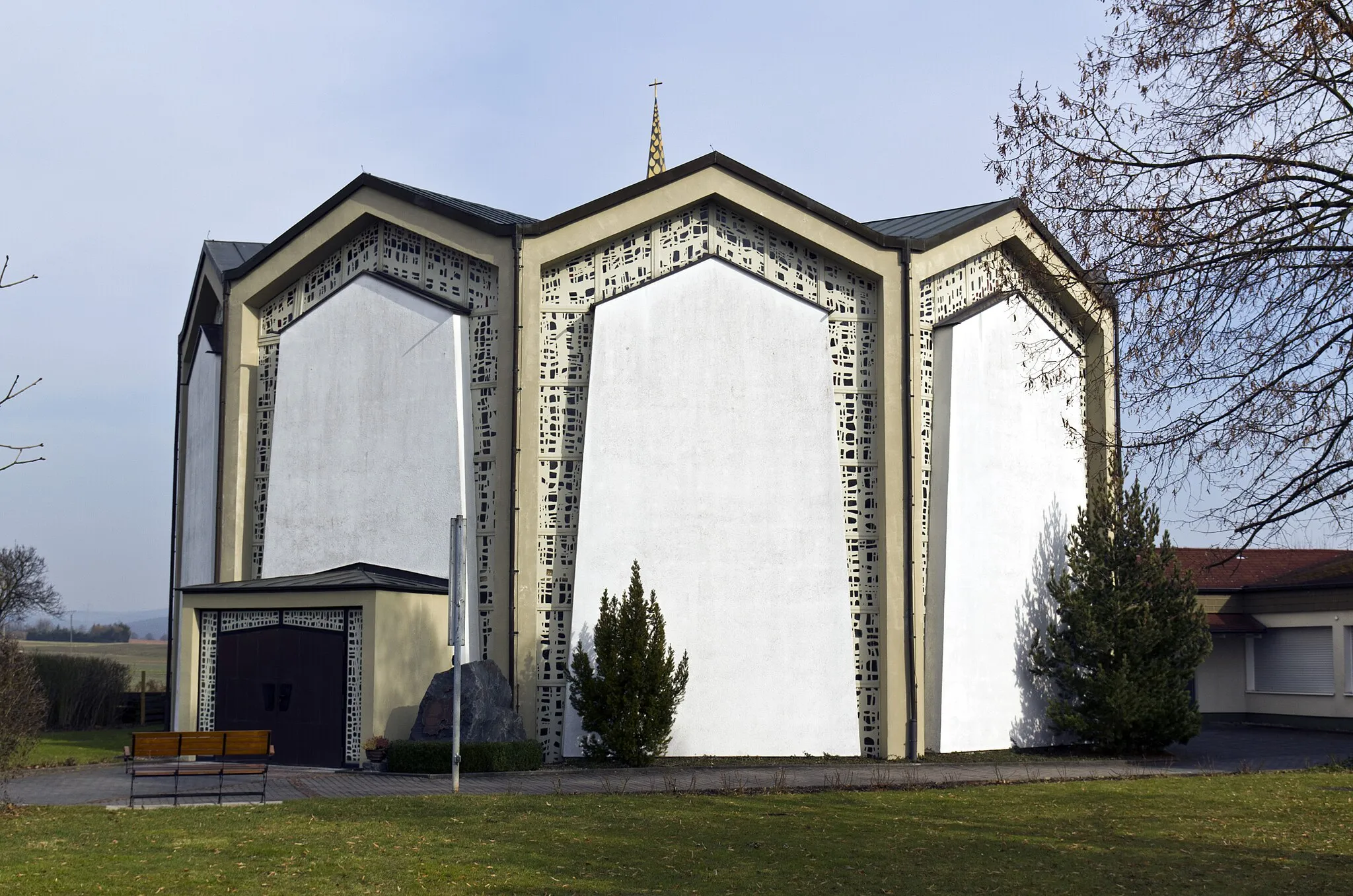Photo showing: Gründau, Gemeindeteil Rothenbergen, katholische Christkönigkirche