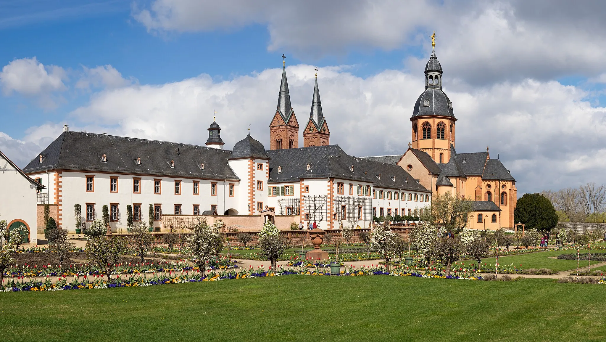 Photo showing: This is a picture of the Hessian Kulturdenkmal (cultural monument) with the ID