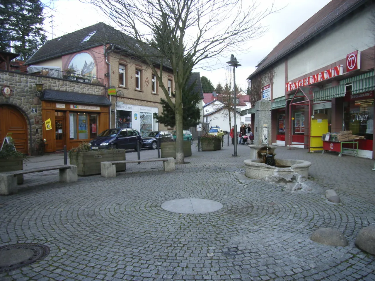 Photo showing: Ansicht des Pijnackerplatzes Steinbach (Taunus)