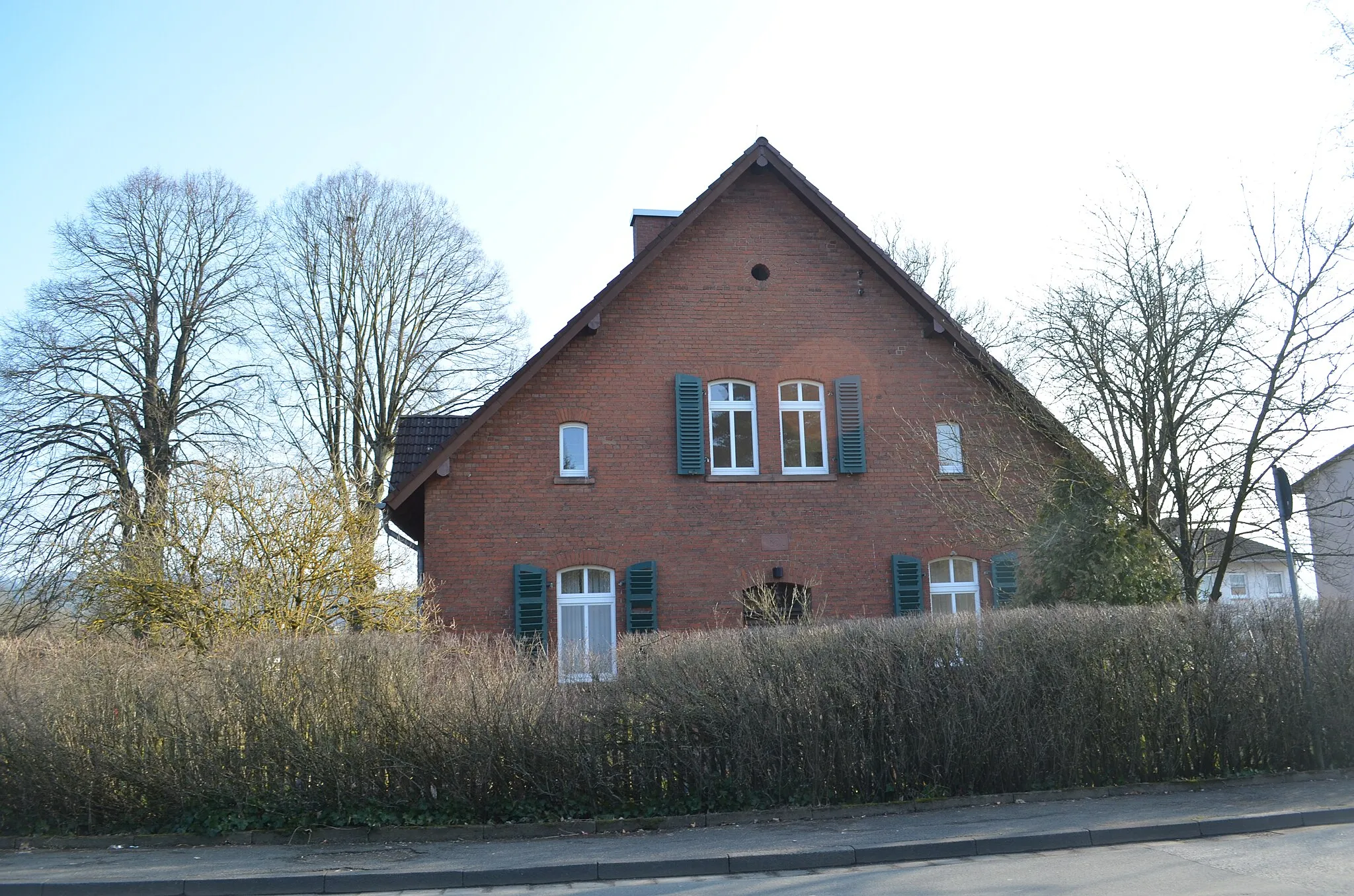 Photo showing: Hahn, Scheidertalstraße 55