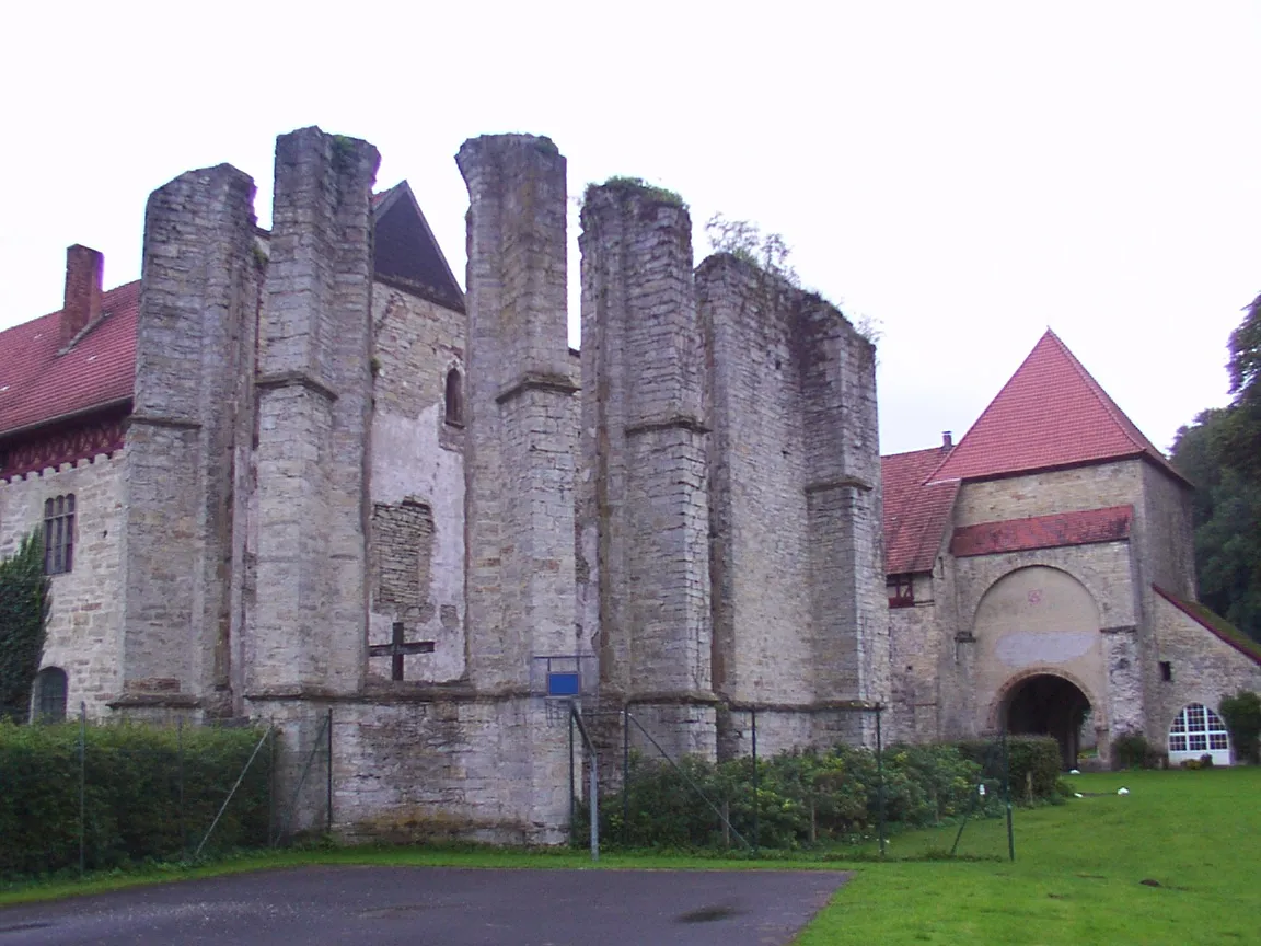 Photo showing: Büren (Westfalen): Gut Böddeken, Ruine der ehemaligen Klosterkirche, im Stadtteil Wewelsburg