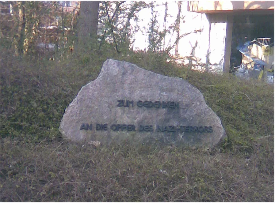 Photo showing: memorial for victims of the Nazi regime in town of Enger, District of Herford, North Rhine-Westphalia, Germany.