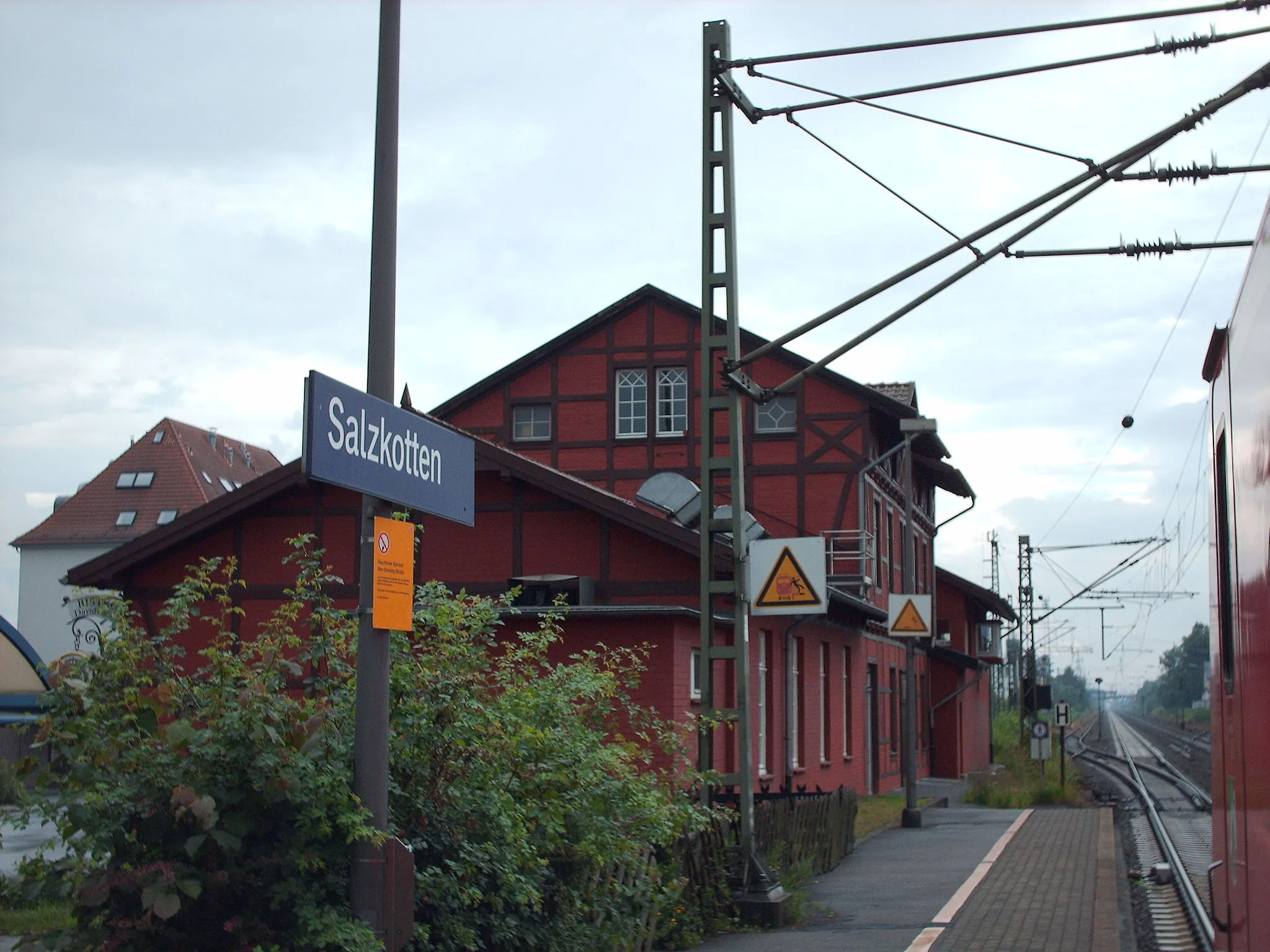 Photo showing: Salzkotten station, Salzkotten, Germany