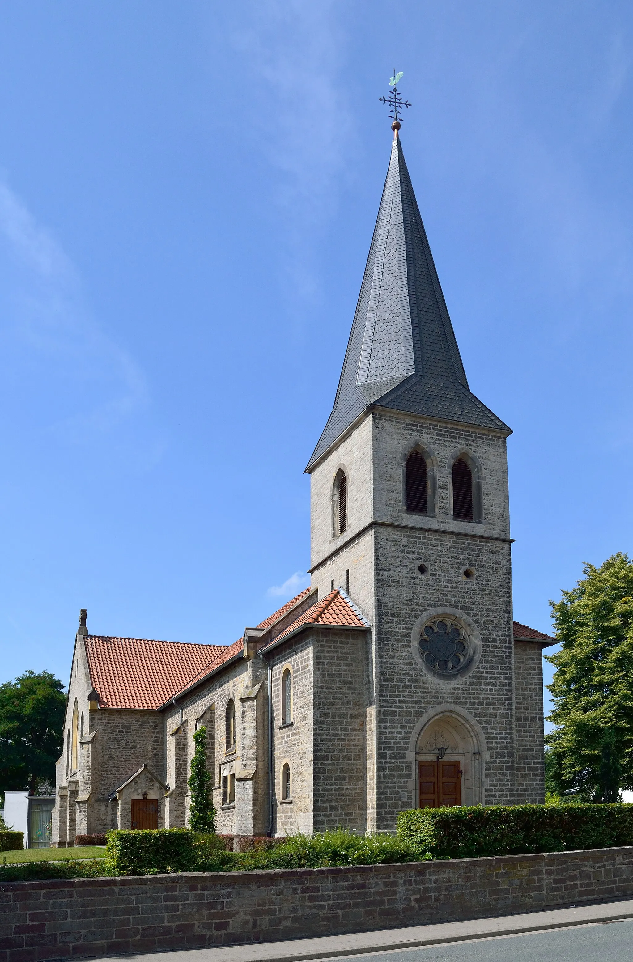 Photo showing: This is a photograph of an architectural monument. It is on the list of cultural monuments of Steinheim, no. 83.
Evangelische Kirche Steinheim