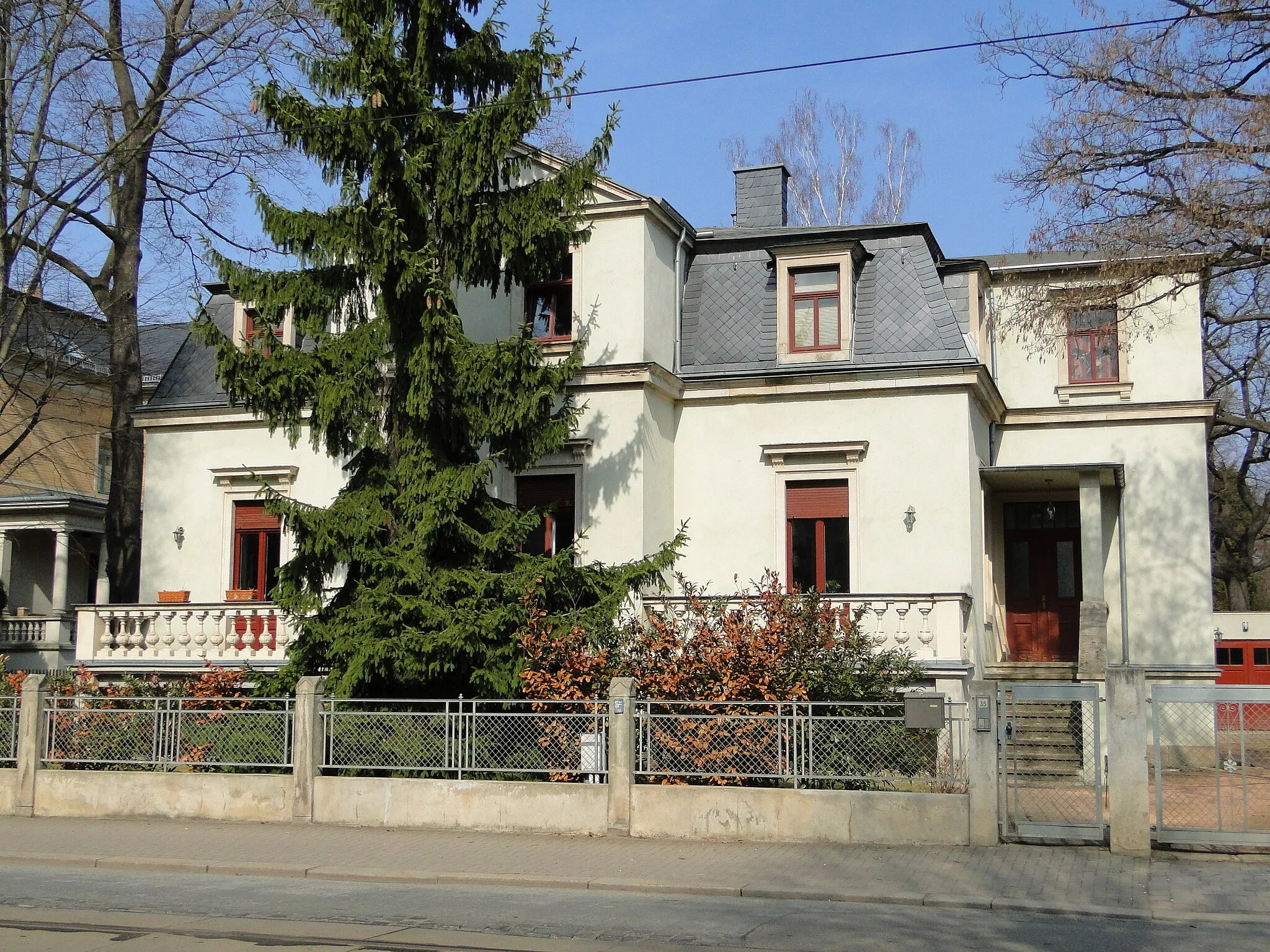 Photo showing: Loschwitzer Straße 35, Dresden