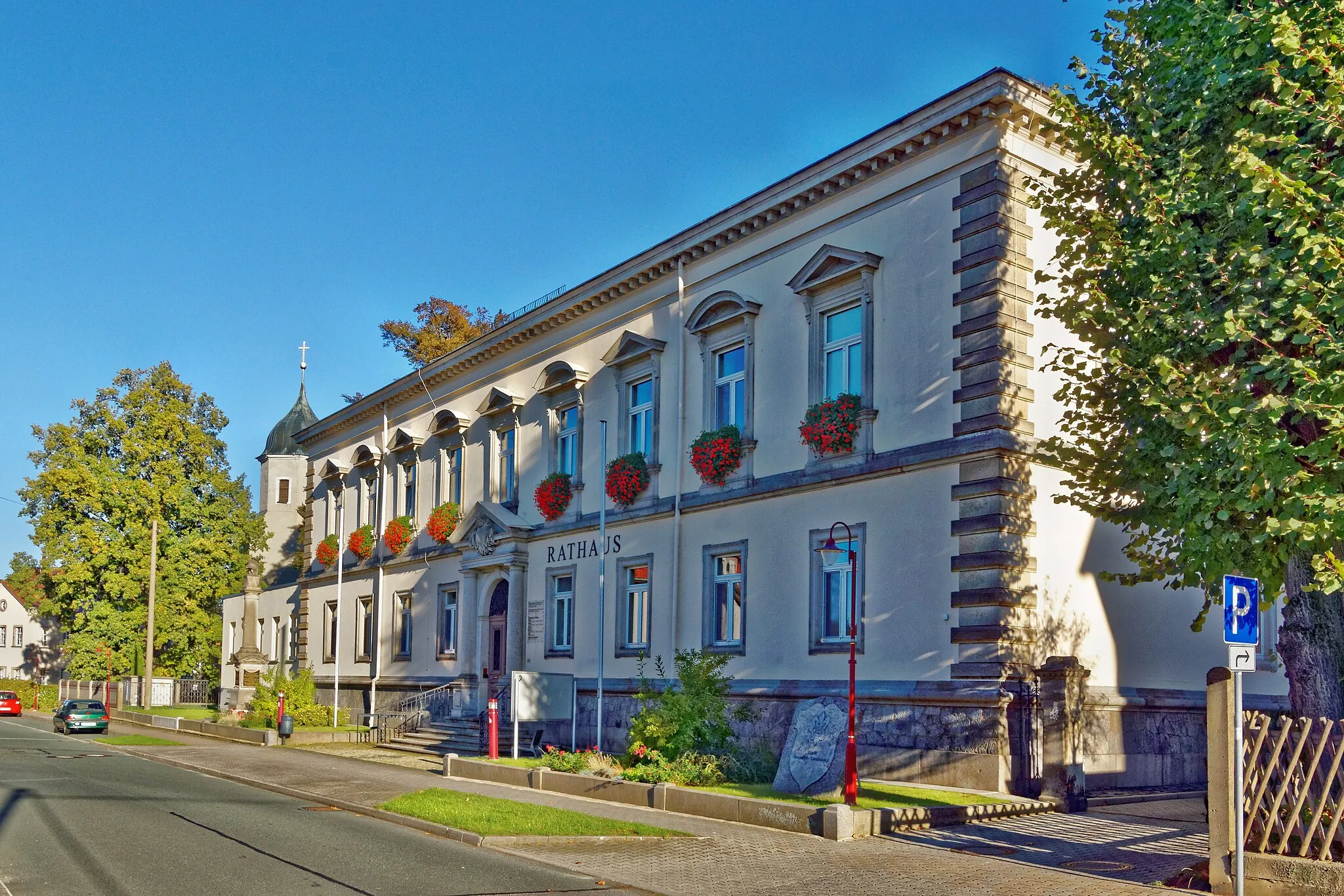 Photo showing: Das heutige Rathaus aus dem Jahre 1888