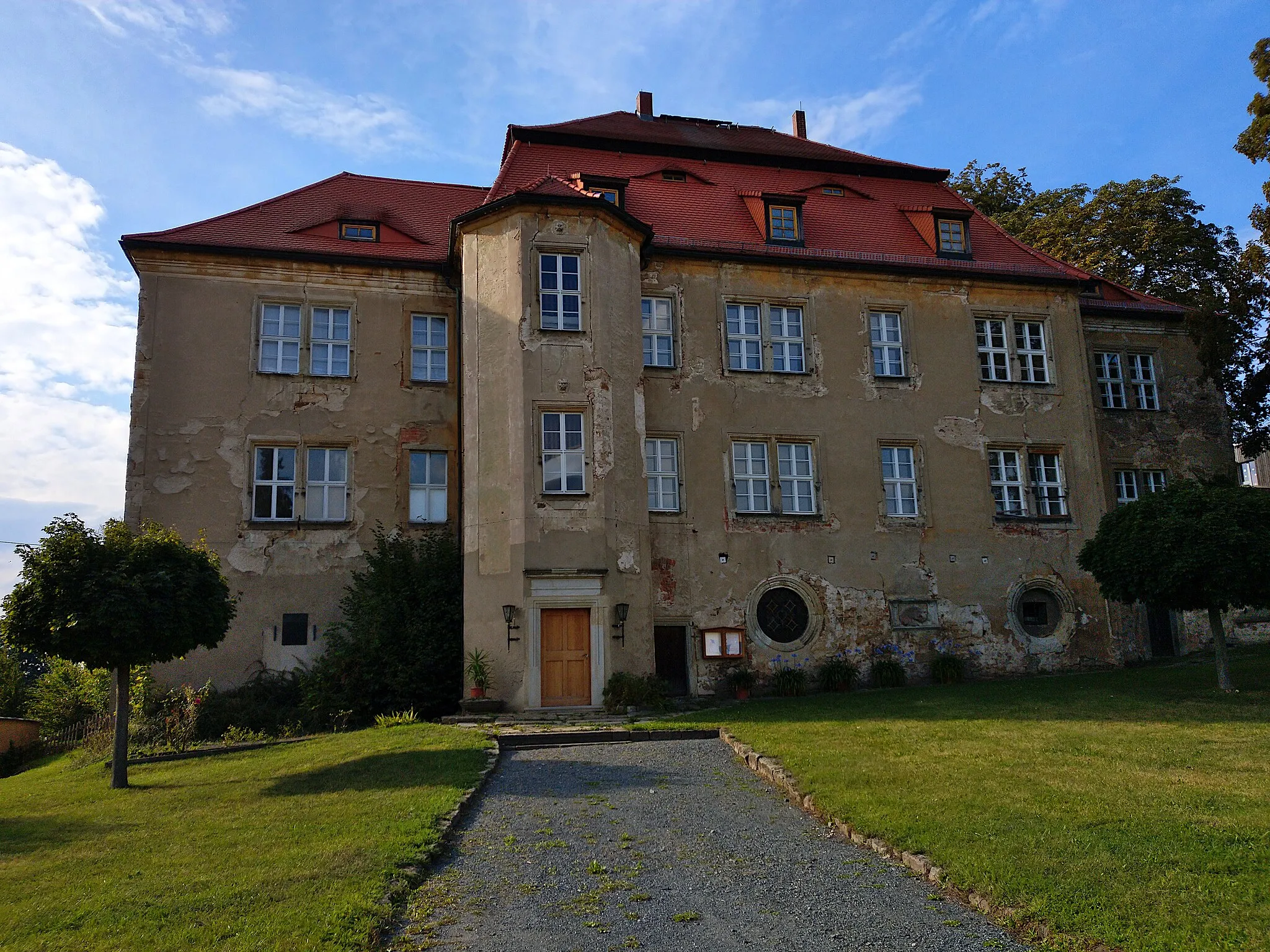 Photo showing: Schloss von Struppen 2020