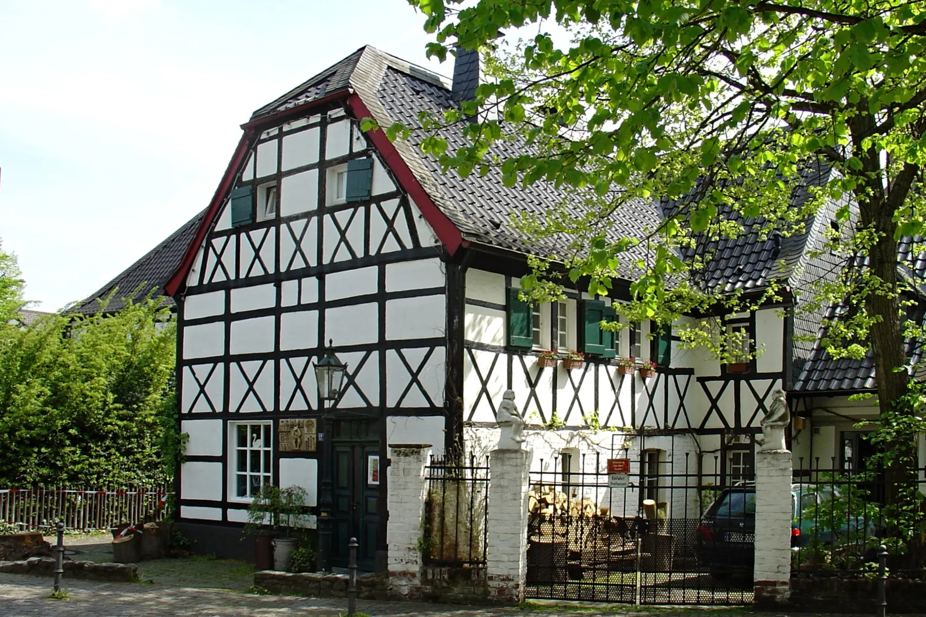Photo showing: Fachwerkhaus Kückeshaus, Hilden, Eisengasse 2, Denkmal Nr. 6