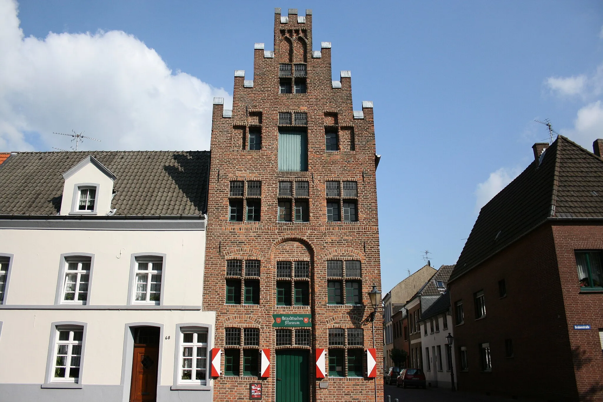 Photo showing: Städtisches Museum in Kalkar

This is a photograph of an architectural monument. It is on the list of cultural monuments of Kalkar, no. 46.