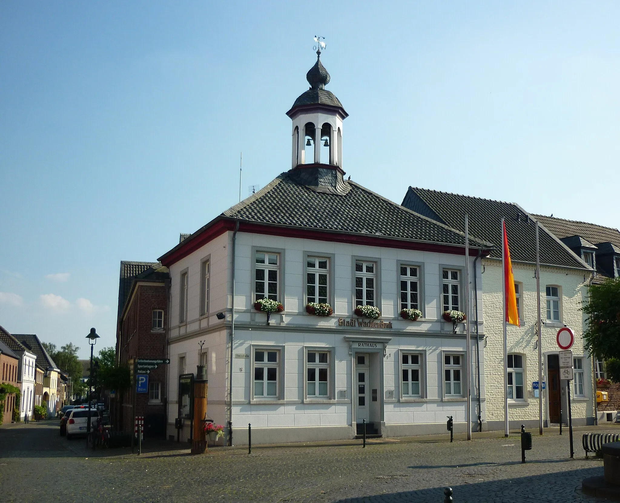 Photo showing: Wachtendonk, Rathaus, Weinstraße 1