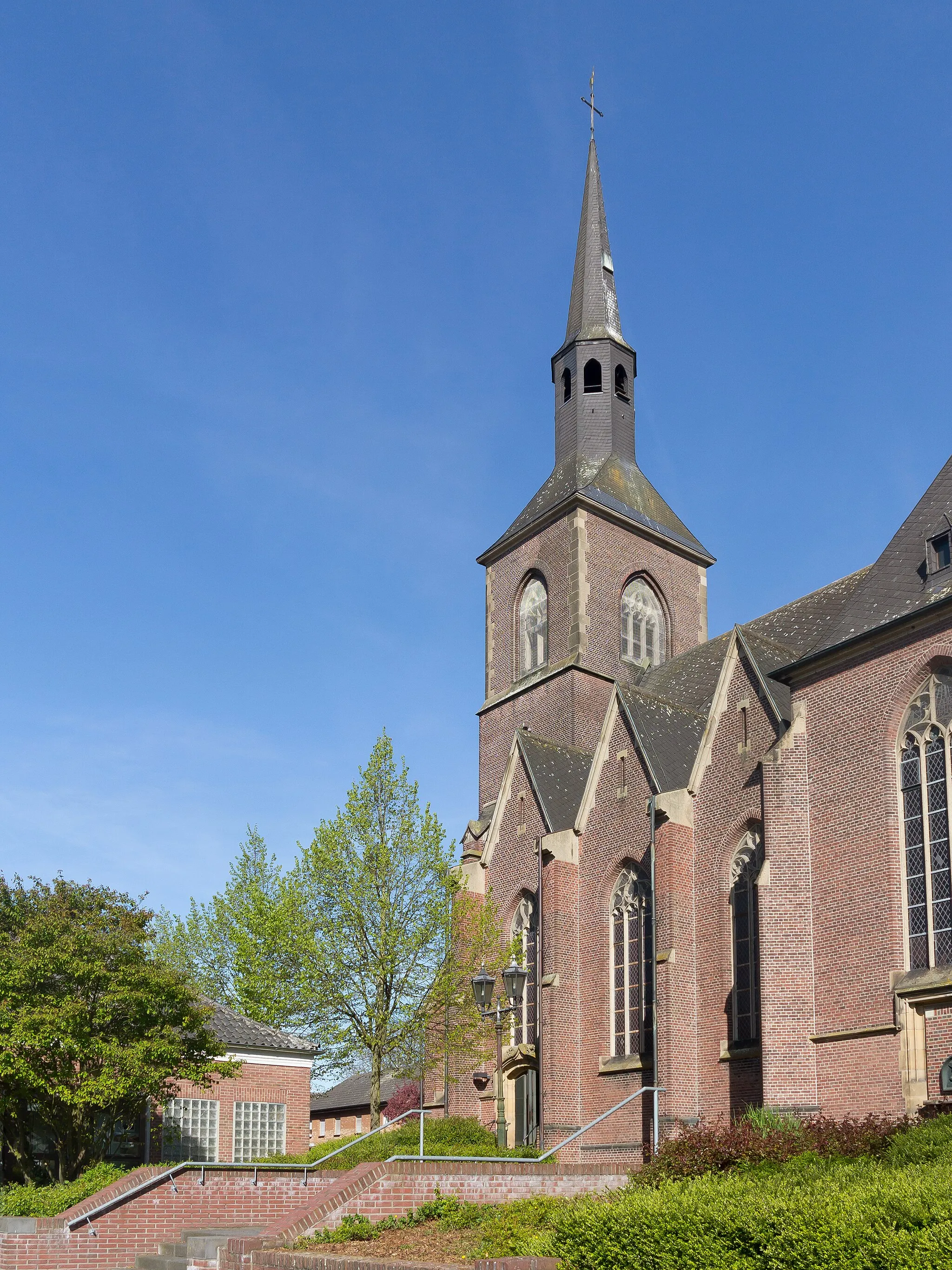 Photo showing: Wankum, churchtower: die Sankt Martin Kirche