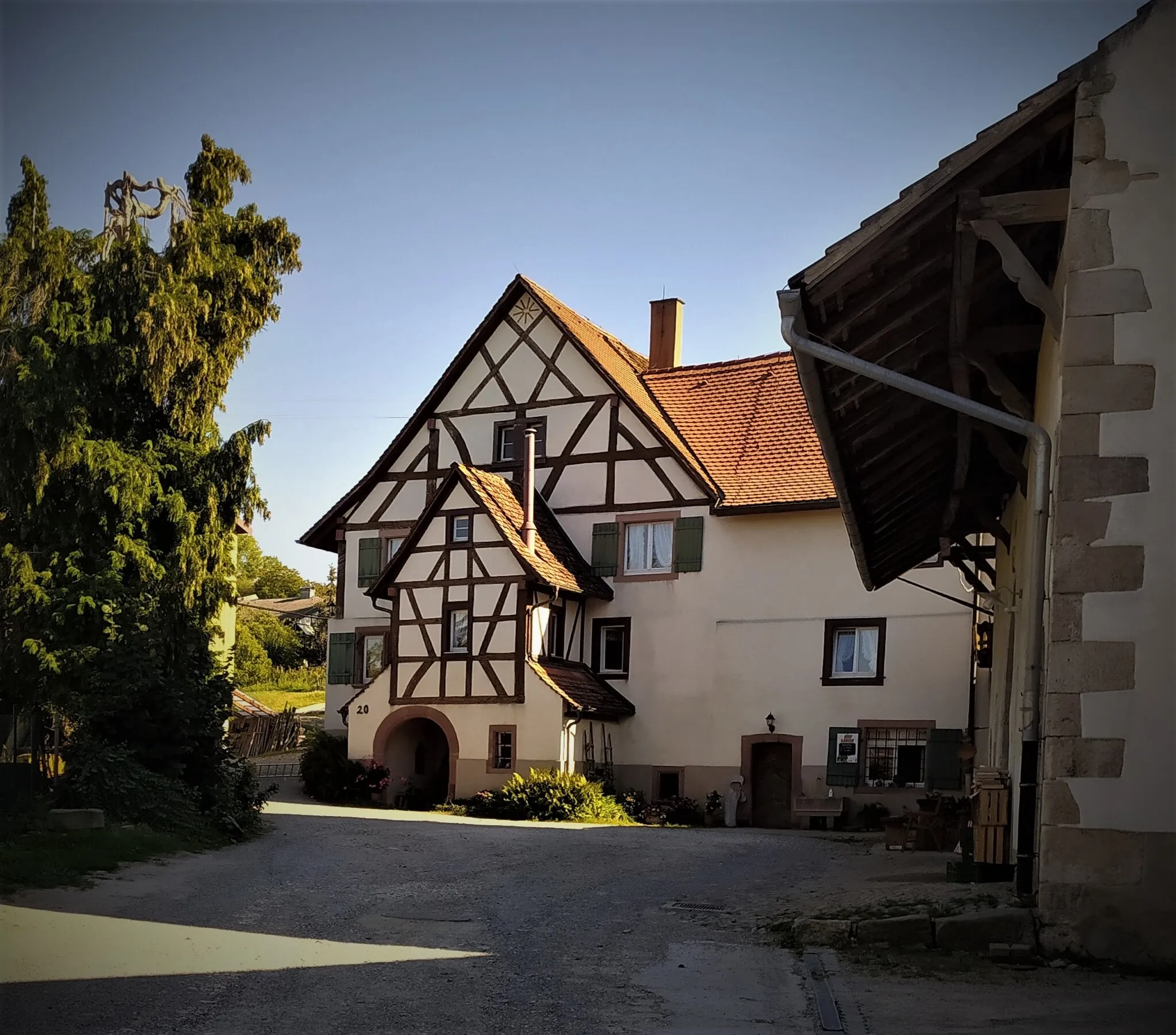 Photo showing: Schöne Hofanlage in Binzen