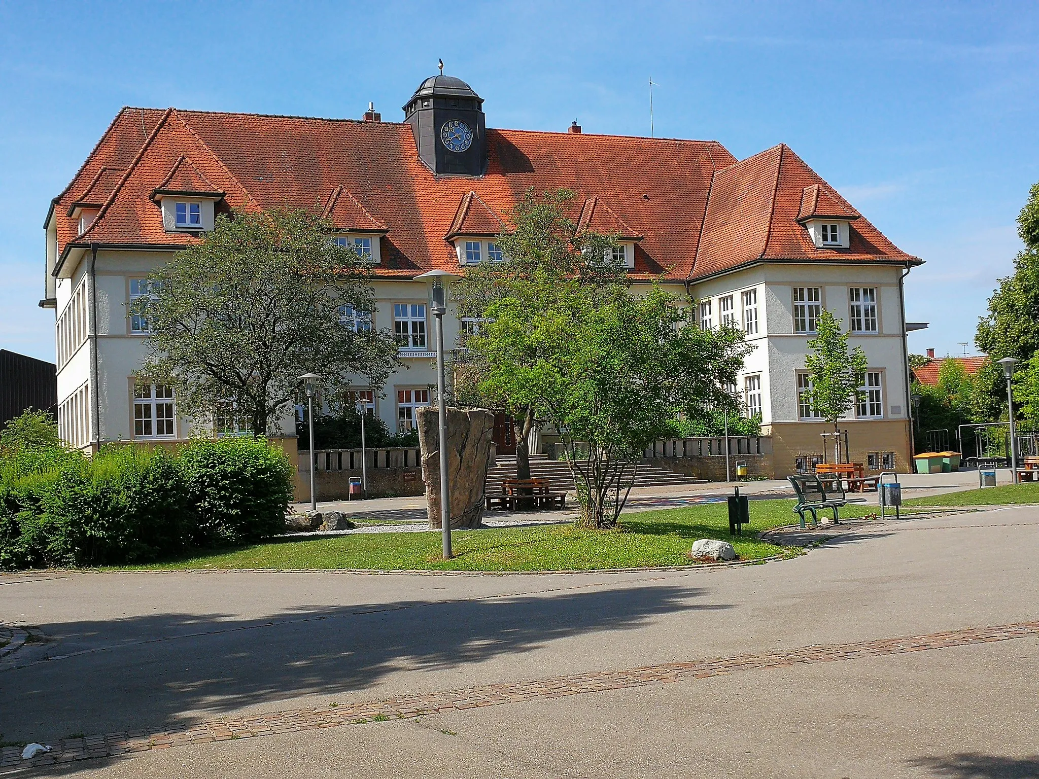 Photo showing: School-building in Gottmadingen, Rathausplatz 2