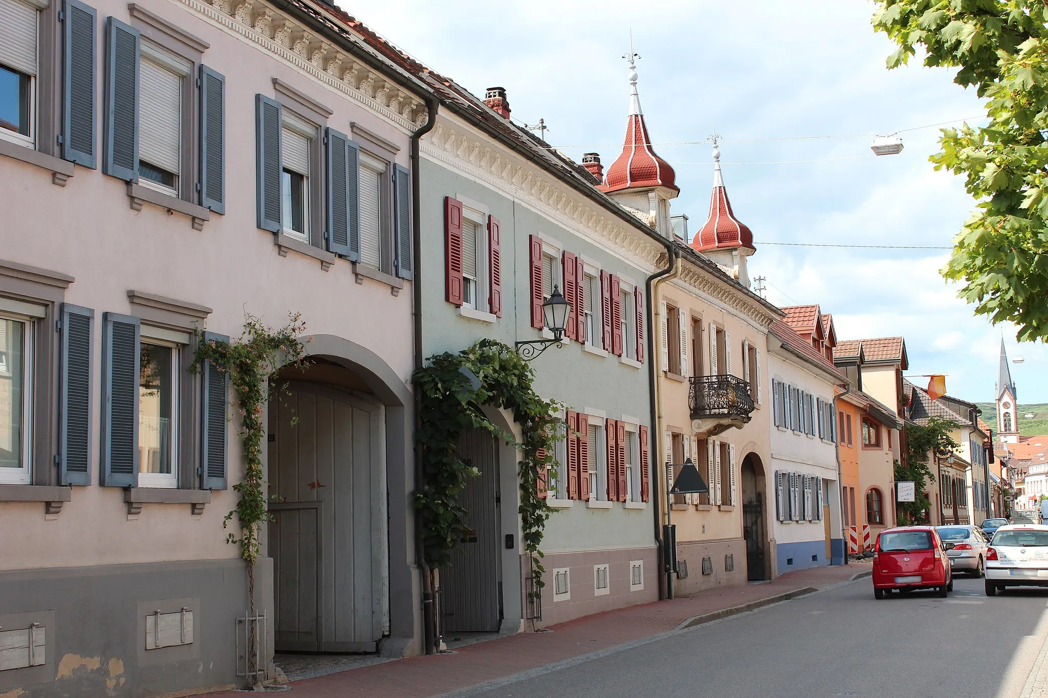 Photo showing: Street in Ihringen (Baden-Wuerttemberg, Germany) to the Evangelical Church