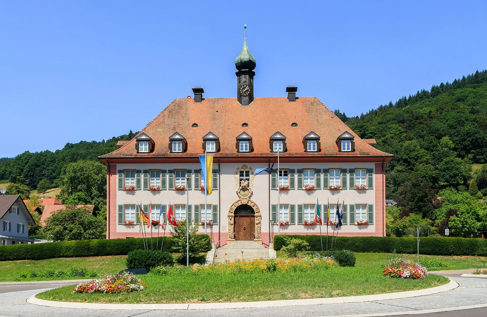 Photo showing: Town hall, Münstertal, Black Forest, Germany.