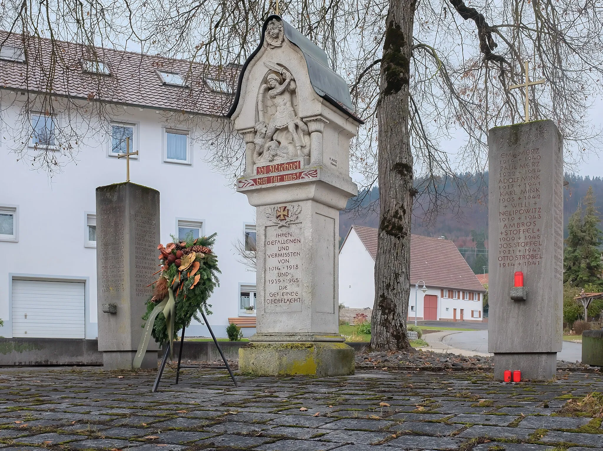 Photo showing: War mamorial Oberflacht, Seitingen–Oberflacht, district Tuttlingen, Baden–Württemberg, Germany