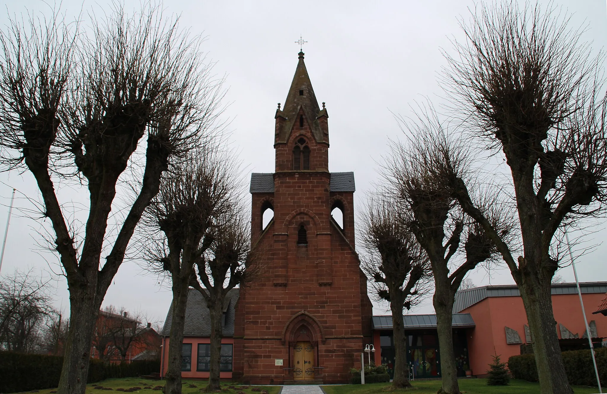 Photo showing: Ev. Kirche in Neustadt (Hessen)