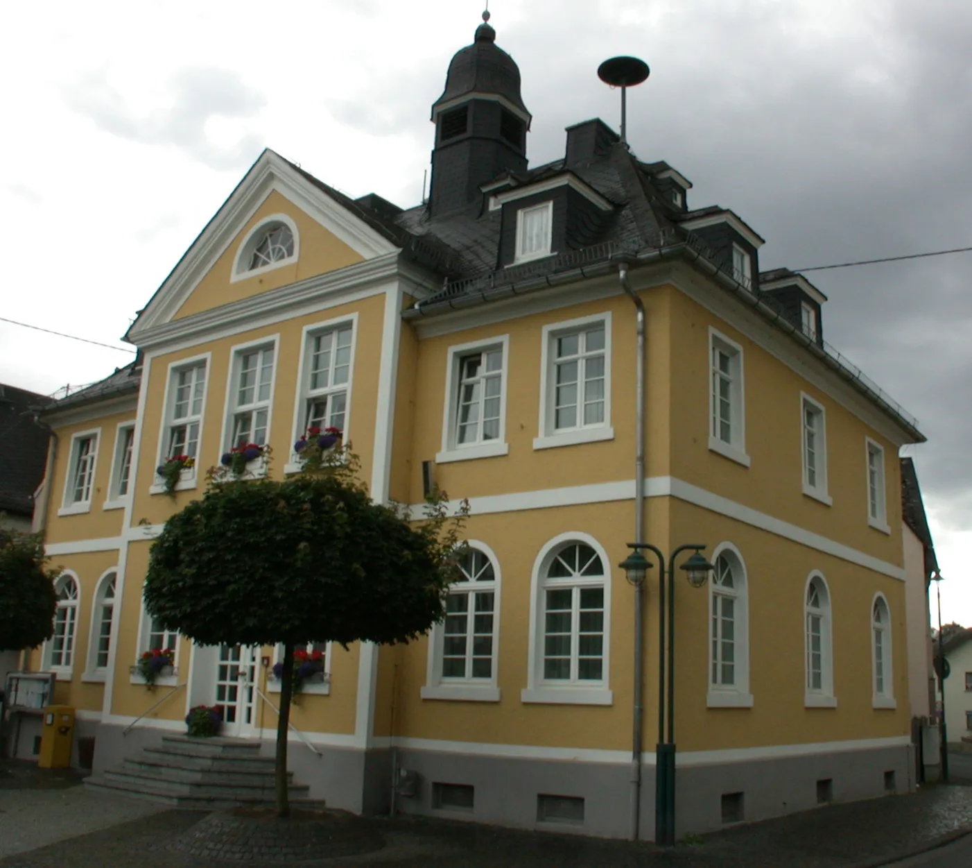 Photo showing: Rathaus der Gemeinde Villmar