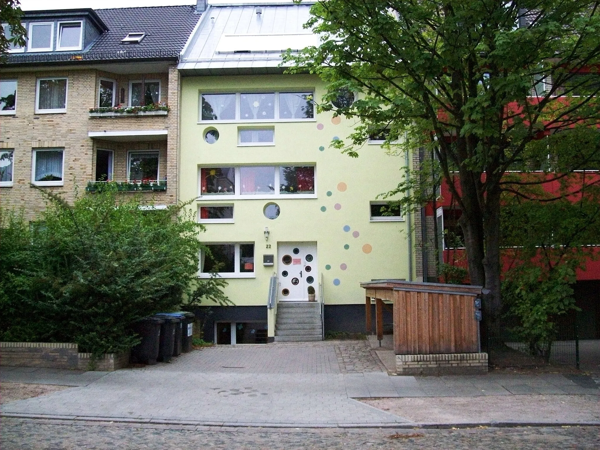 Photo showing: Eigenwilliges Haus