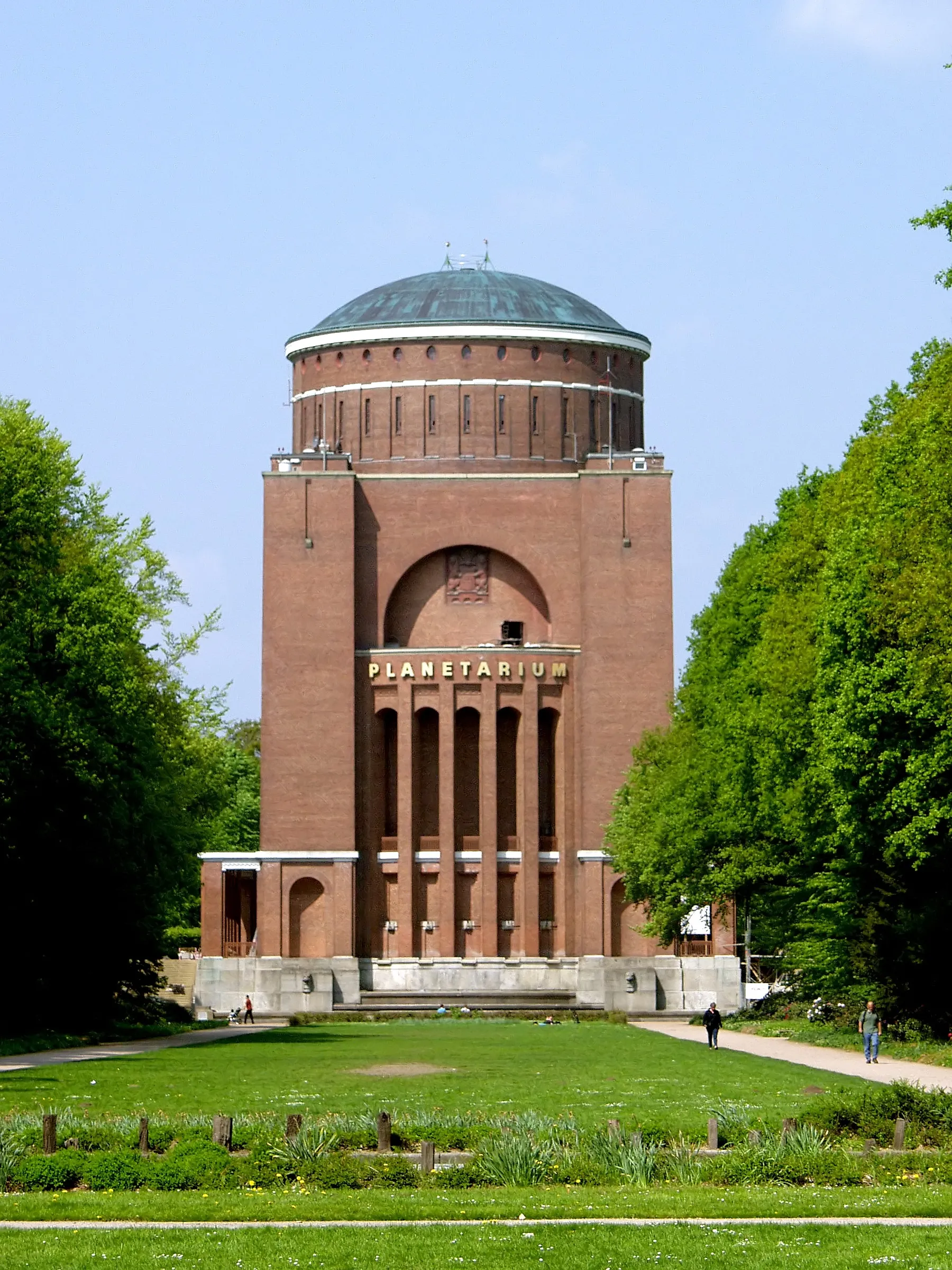 Photo showing: Planetarium in Hamburg, Germany