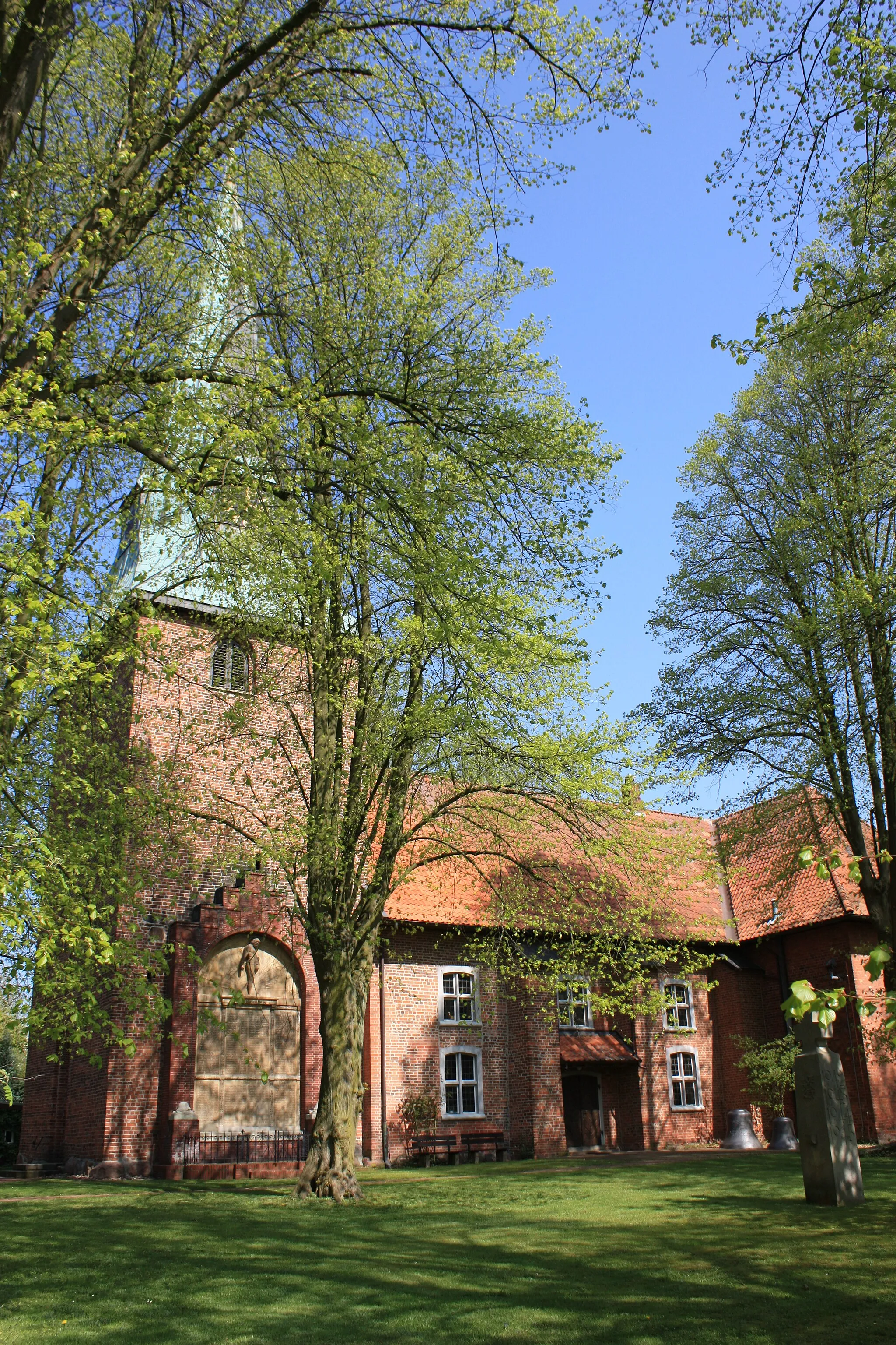 Photo showing: Asendorf (Landkreis Diepholz), Niedersachsen, an der Bundesstraße B6