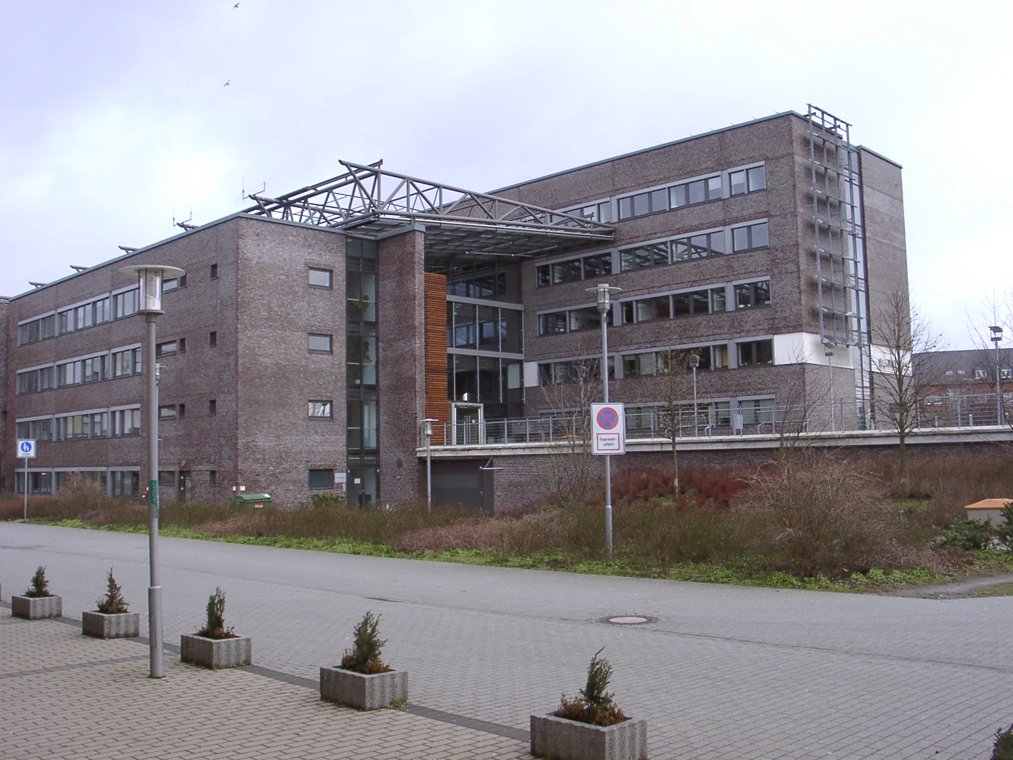 Photo showing: Garbsen, New Town Hall