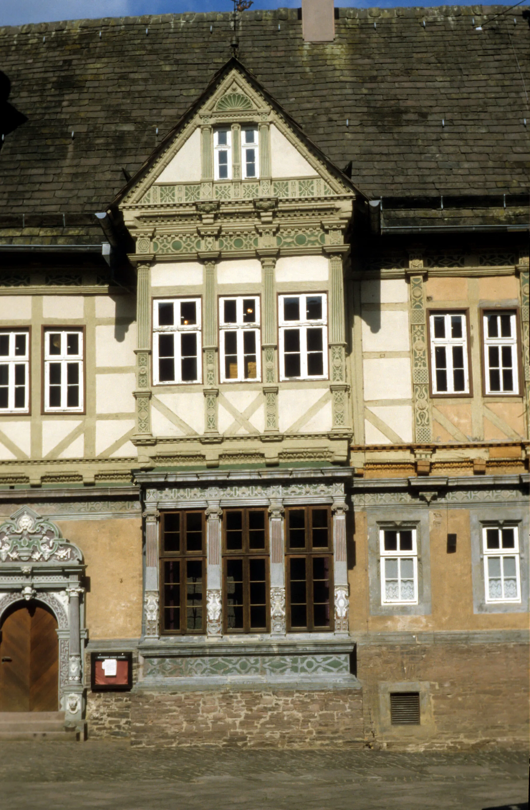 Photo showing: Weserrenaissance-Schloss Bevern, Utlucht zum Innenhof