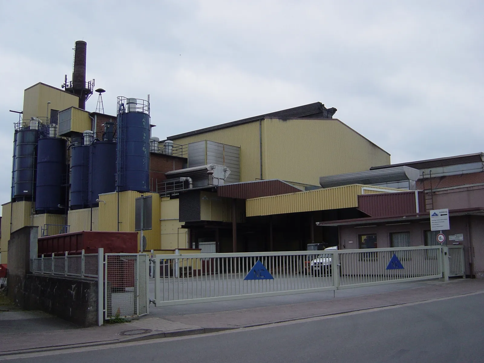 Photo showing: Noelle & von Campe glassworks in Boffzen Höxter (Germany)