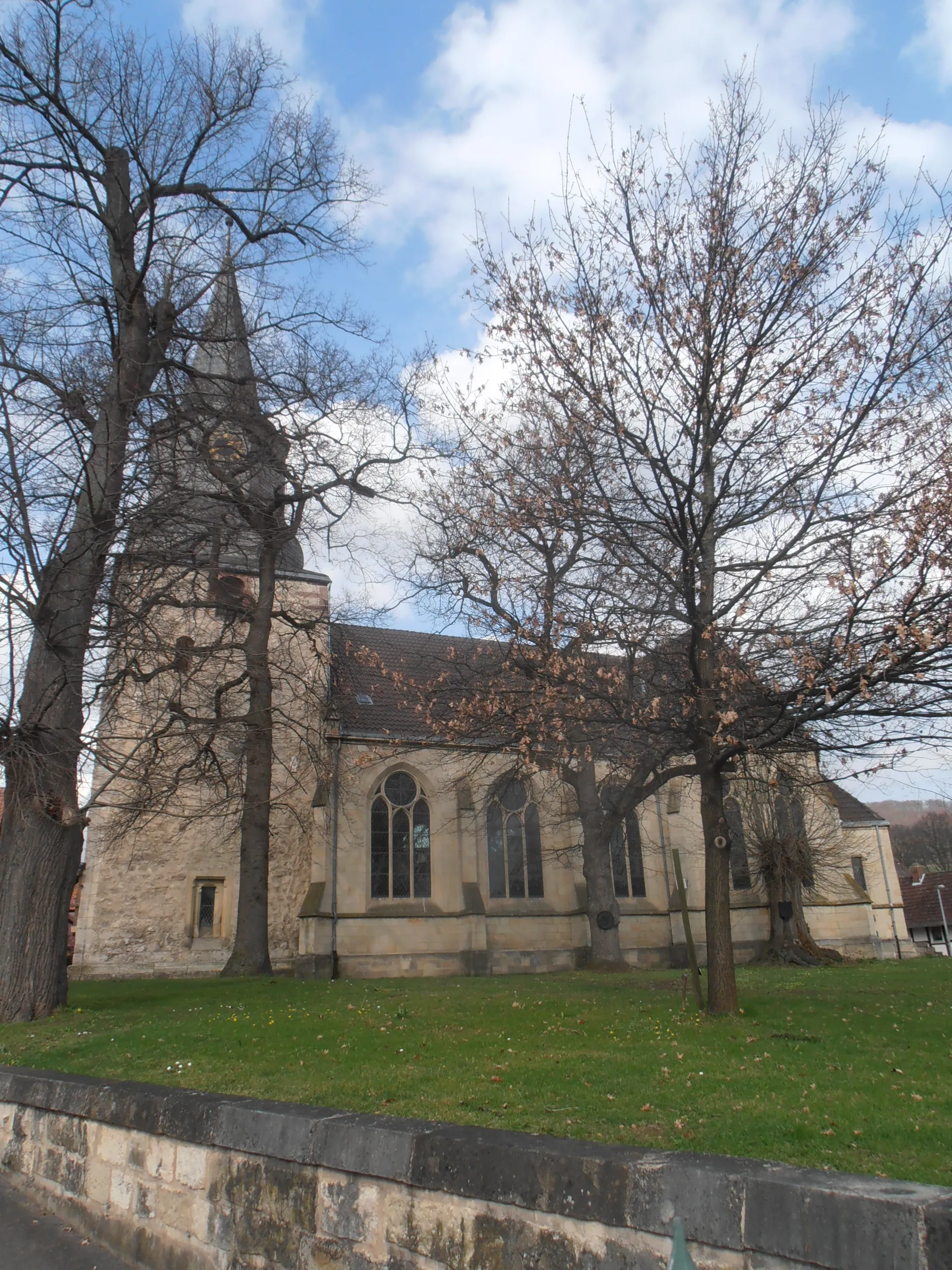 Photo showing: St.-Georgskirche Delligsen