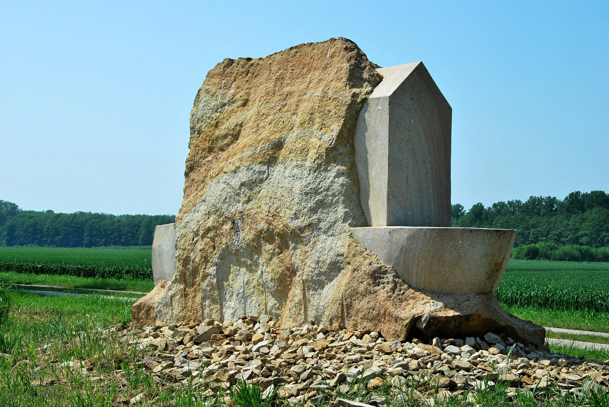 Photo showing: Die Arche am Stelenpfad