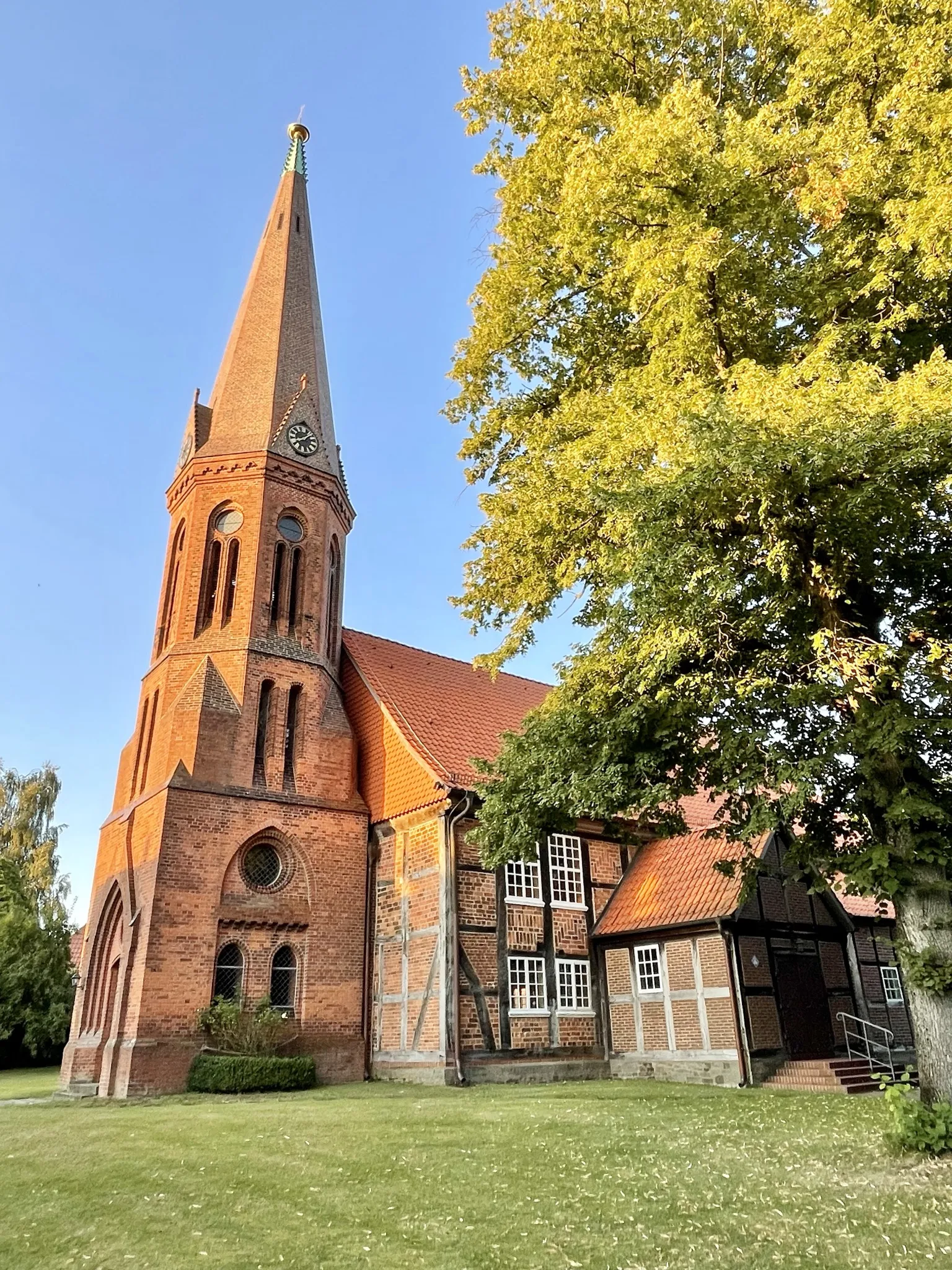 Photo showing: Kirche Estorf