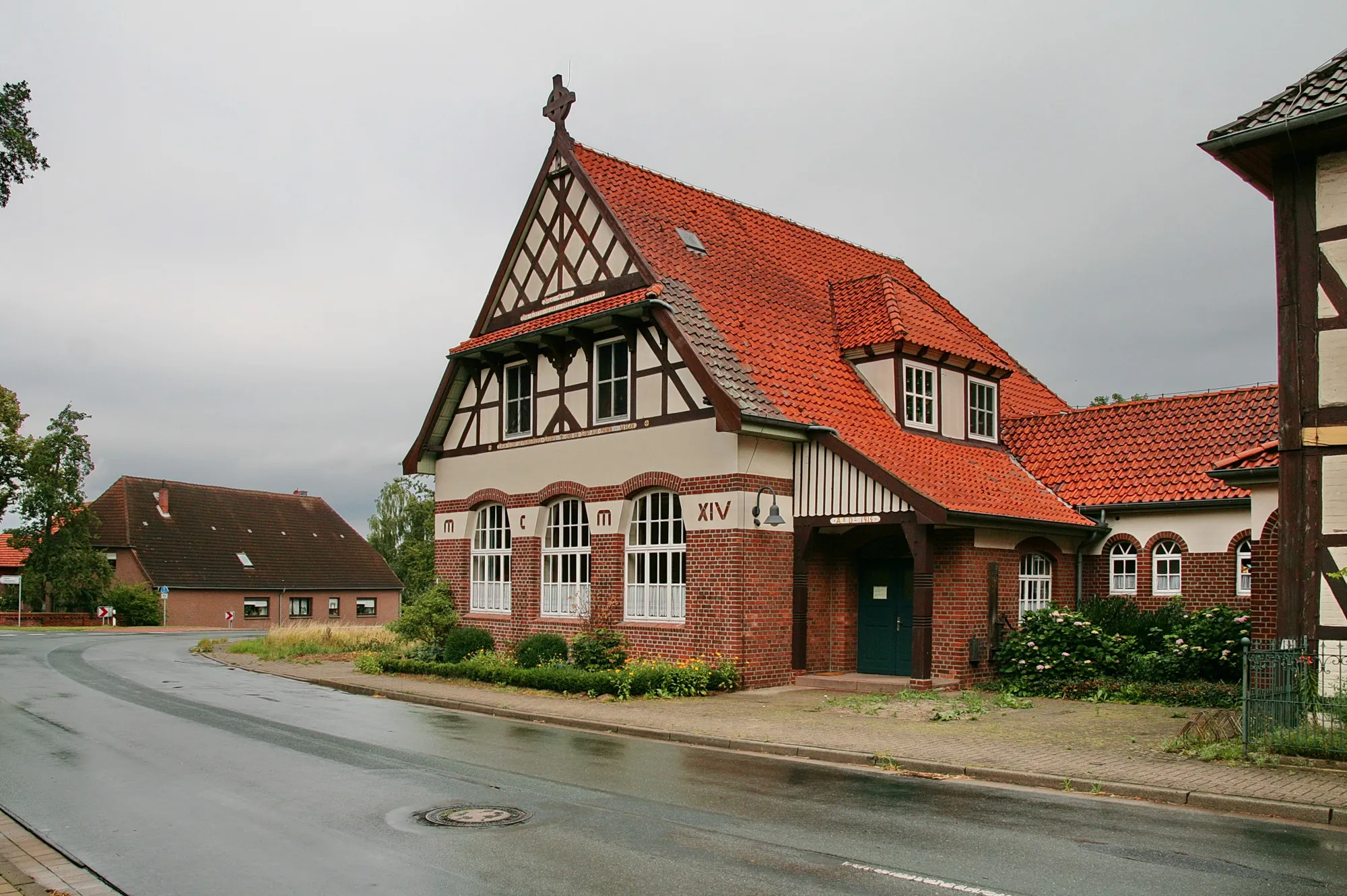 Photo showing: Fachwerkhaus -ev.-luth. Gemeindehaus- in Husum (Nienburg), Niedersachsen, Deutschland