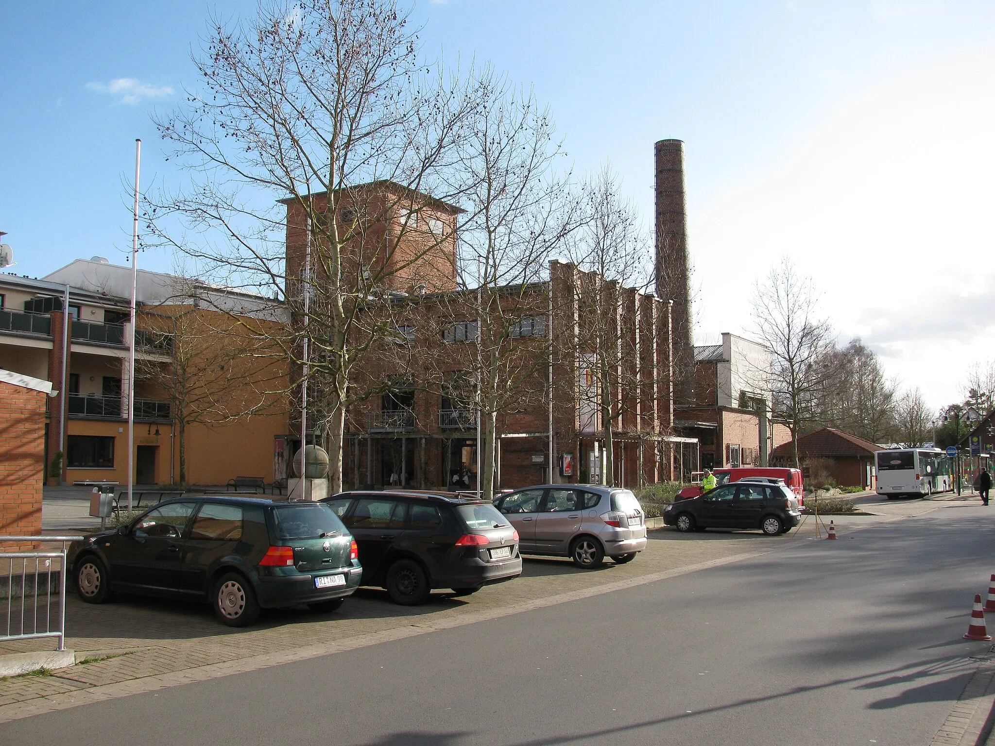 Photo showing: die Straße Am Markt in Lauenau